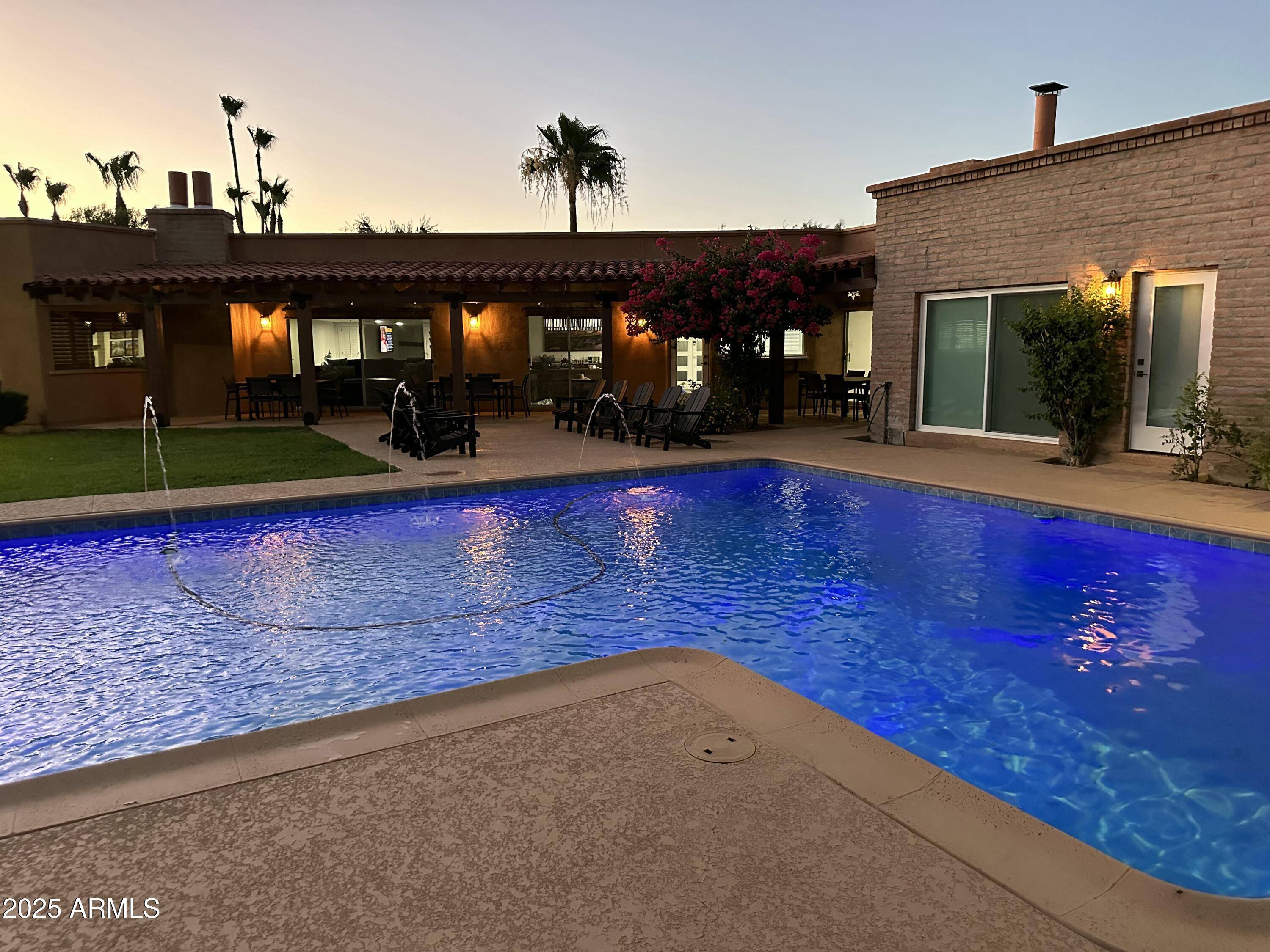 Paradise Valley, AZ 85253,8111 N 65TH Street