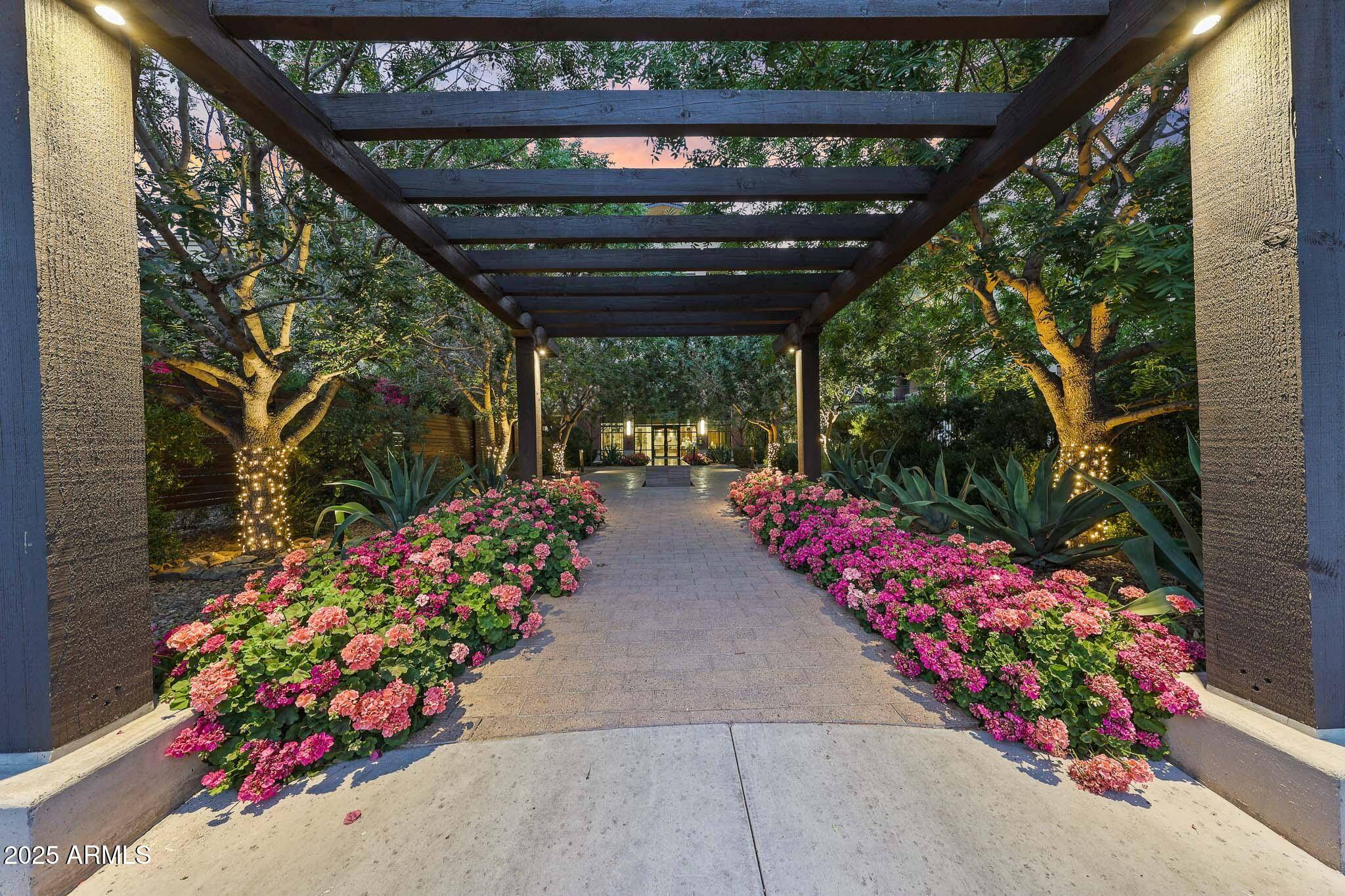 Paradise Valley, AZ 85253,6166 N SCOTTSDALE Road #A1004