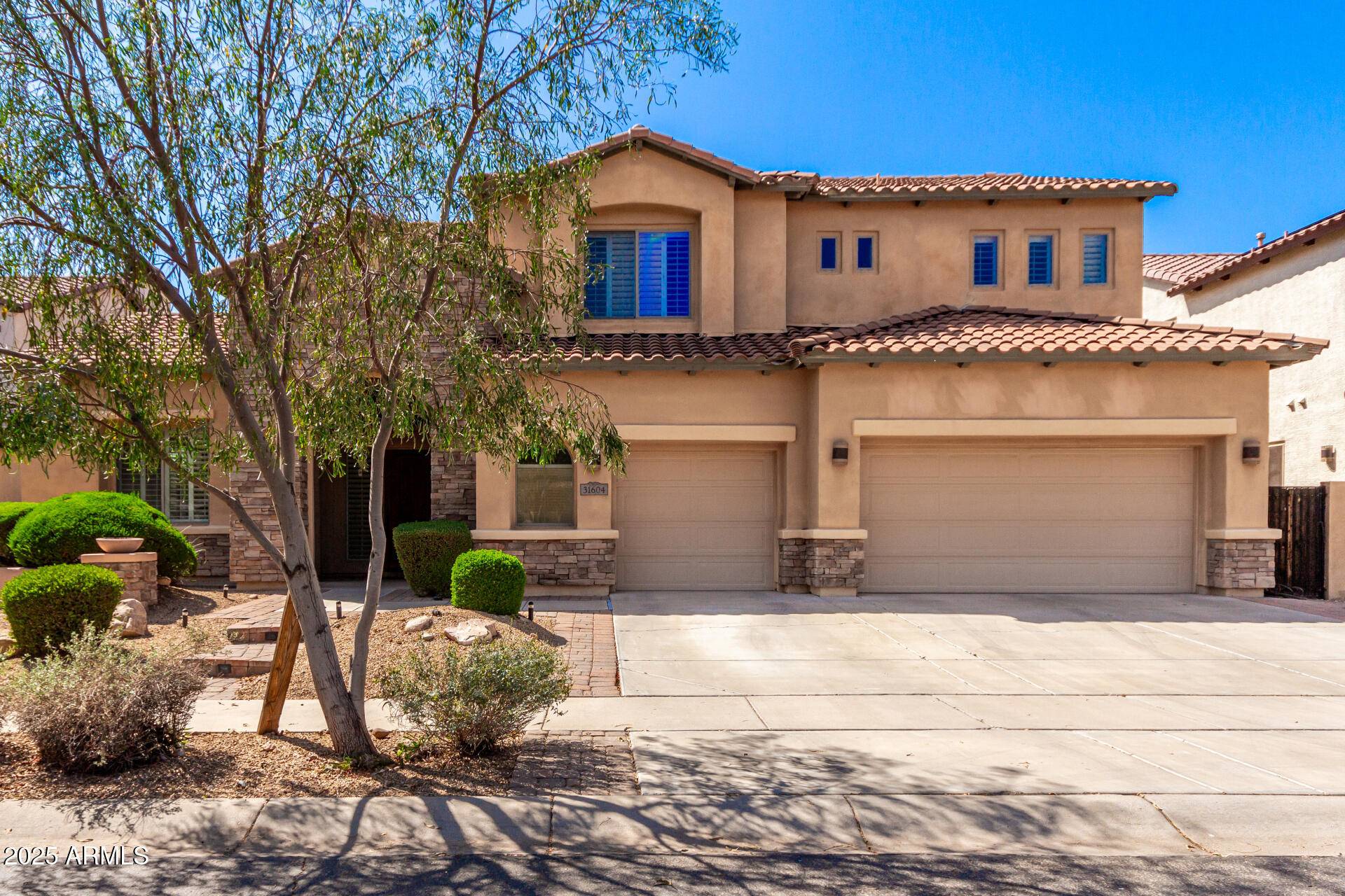 Phoenix, AZ 85085,31604 N 19TH Avenue