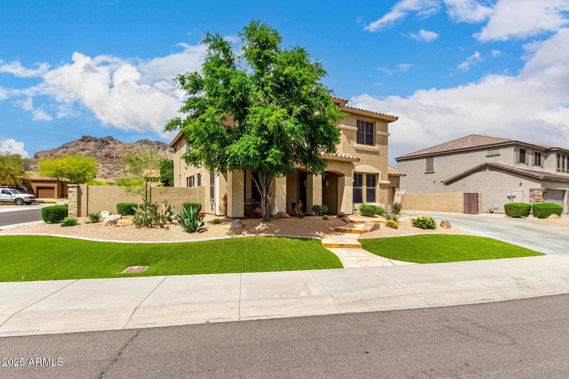 Peoria, AZ 85383,8374 W ROSEWOOD Lane