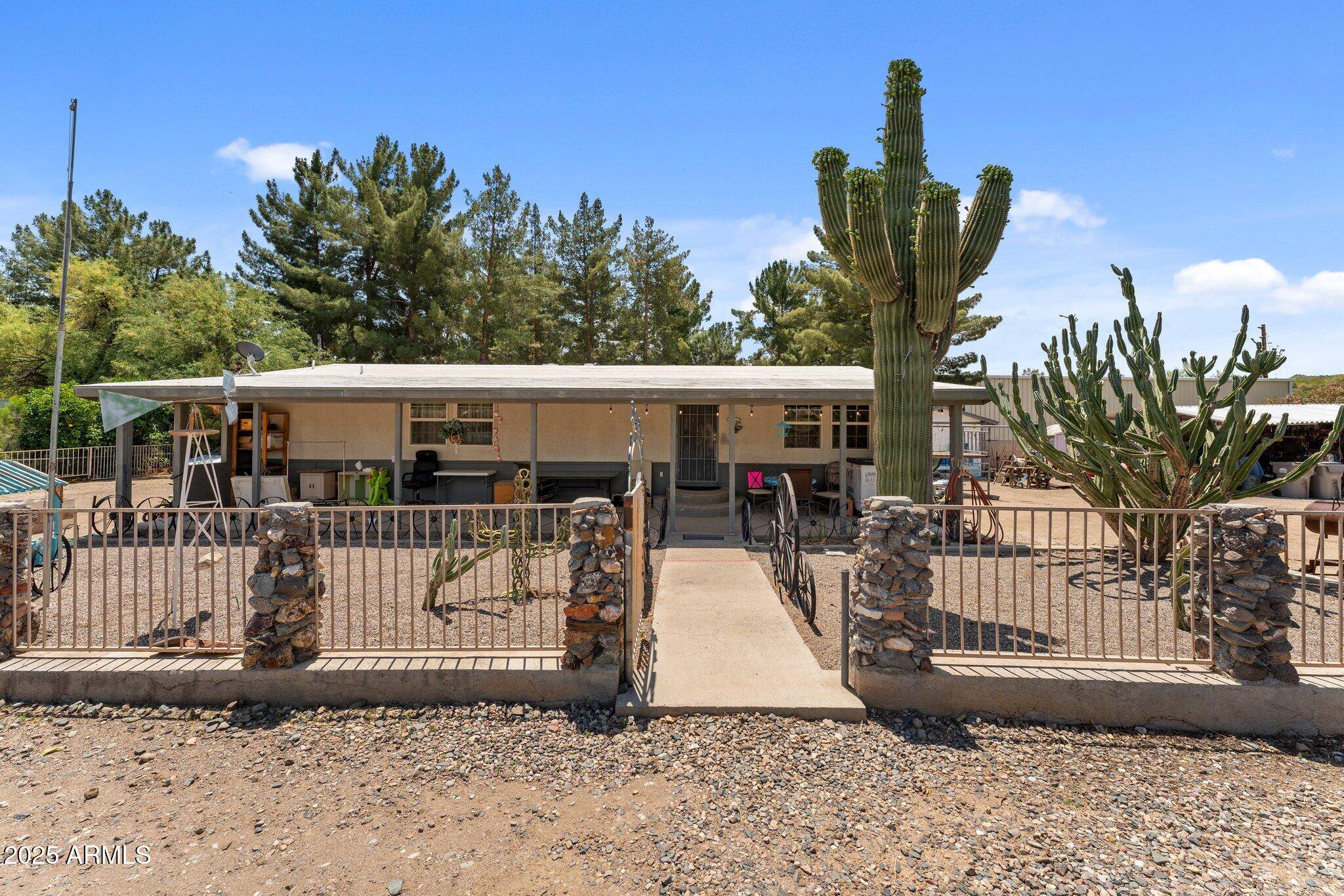 Black Canyon City, AZ 85324,18995 E SAGUARO Drive
