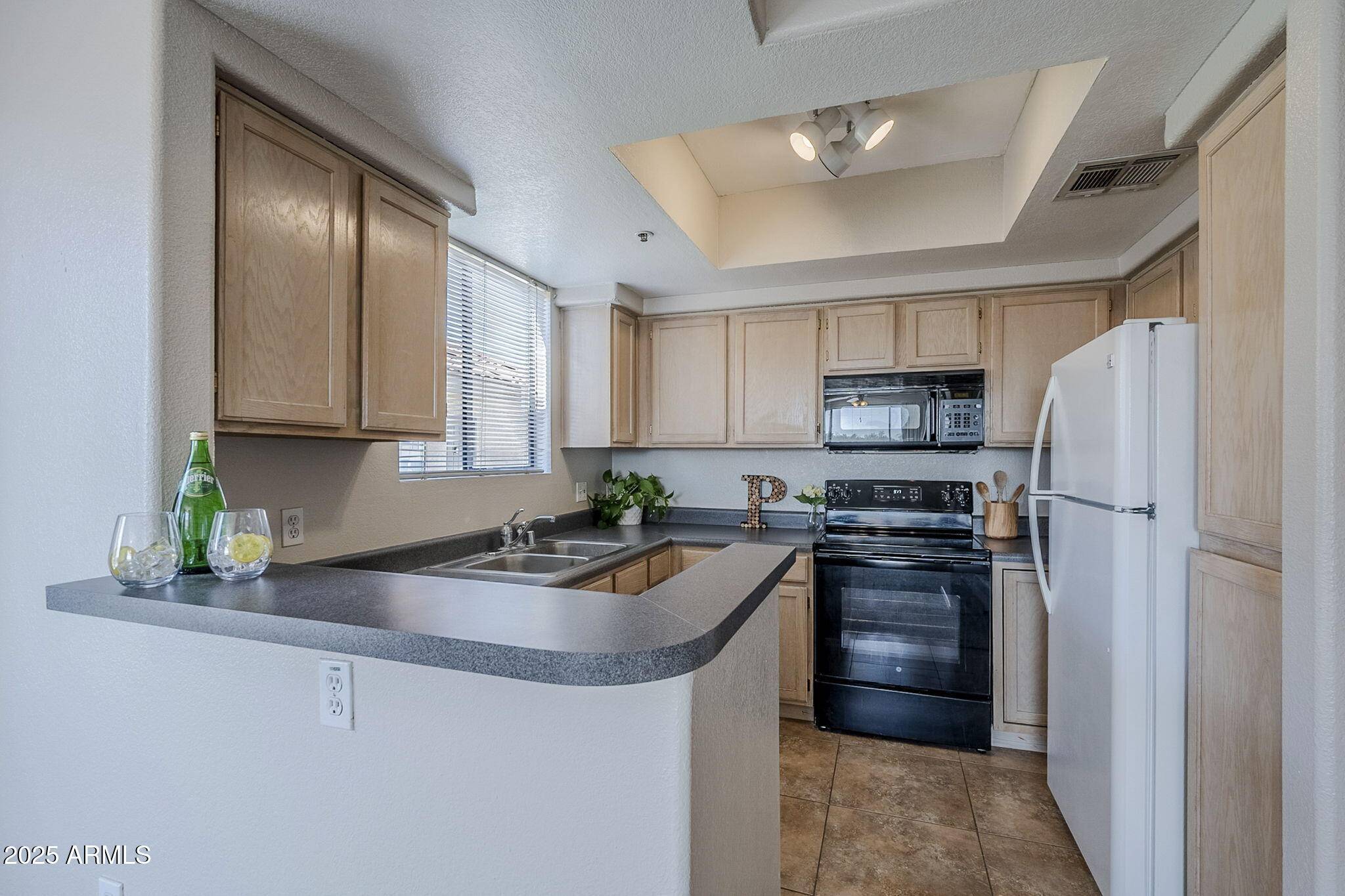 Scottsdale, AZ 85254,4925 E DESERT COVE Avenue #326