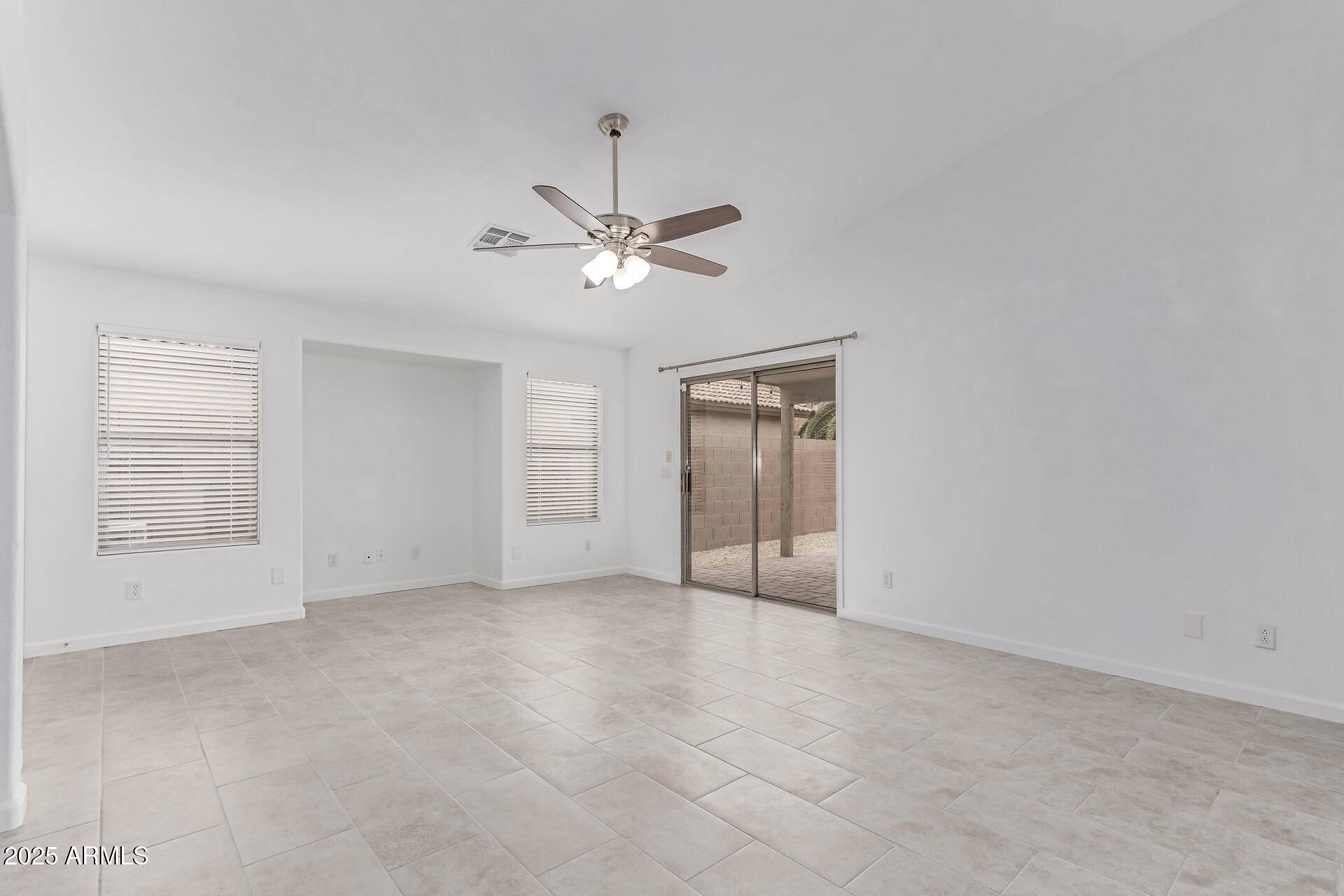 Phoenix, AZ 85042,2629 E BEVERLY Road