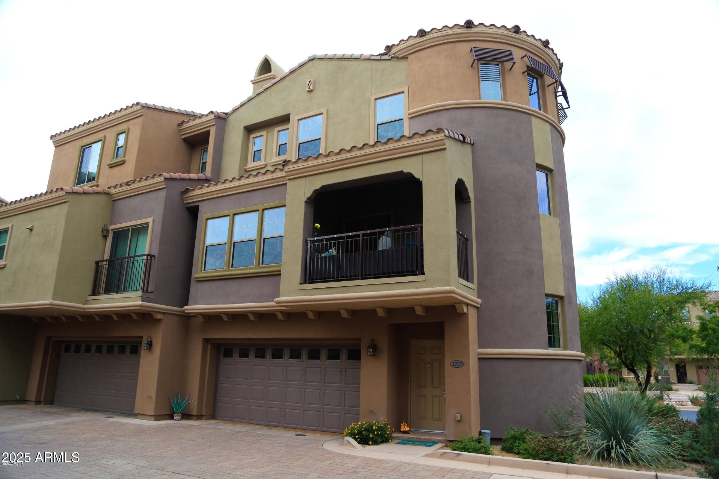 Phoenix, AZ 85050,3935 E ROUGH RIDER Road #1225