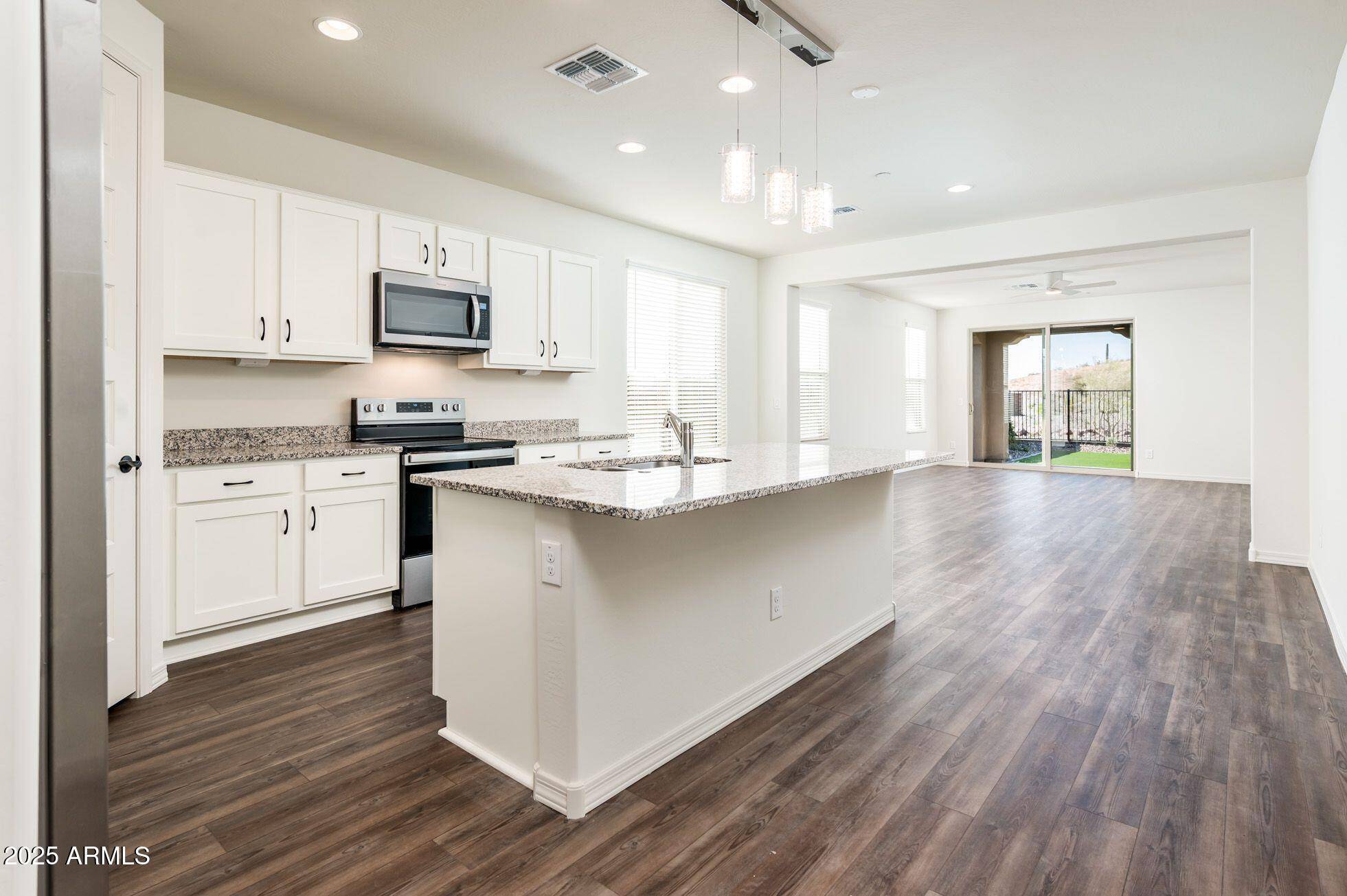 Peoria, AZ 85383,13449 W cassia Trail
