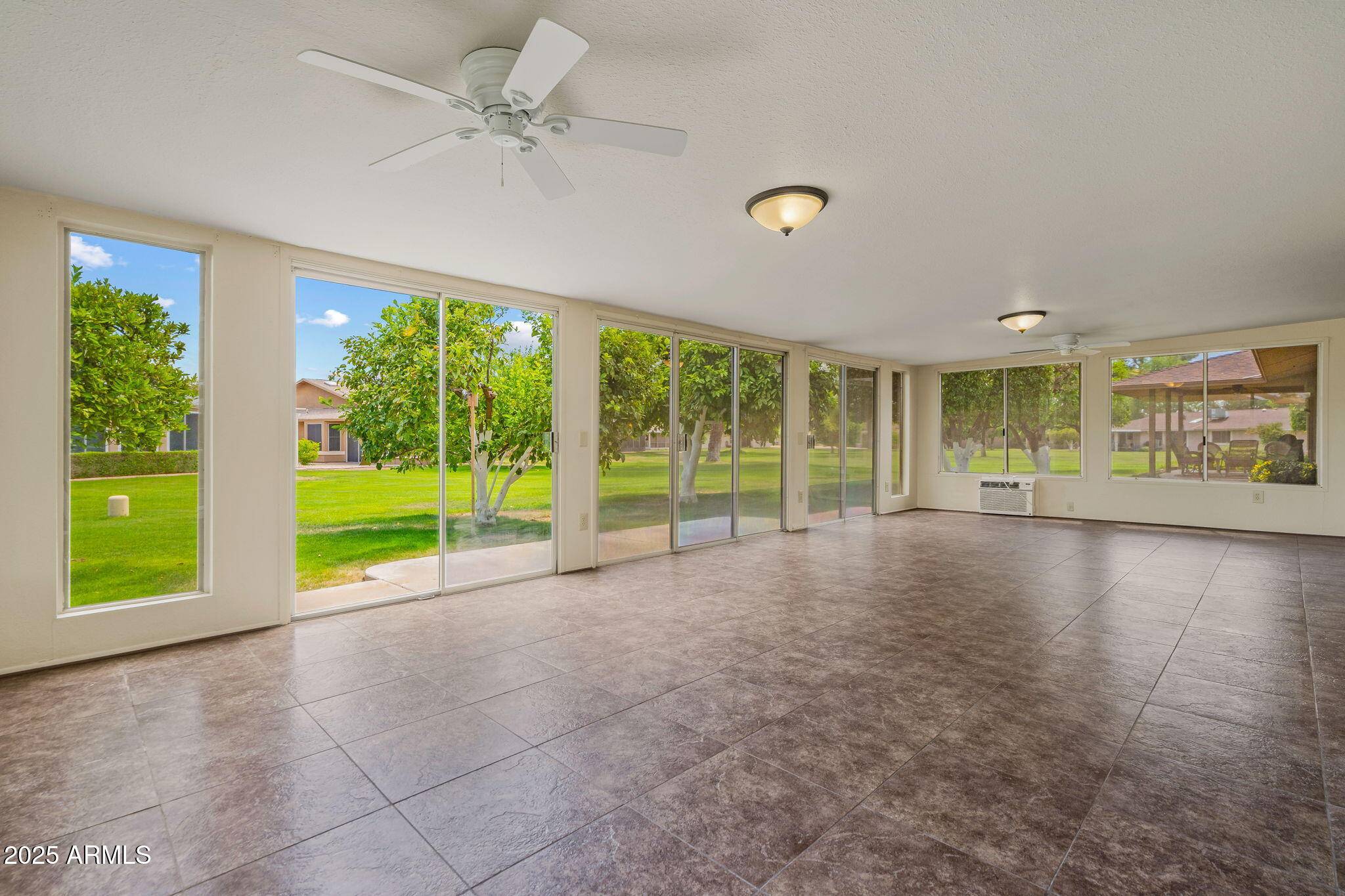 Sun City, AZ 85373,19053 N Lakeforest Drive