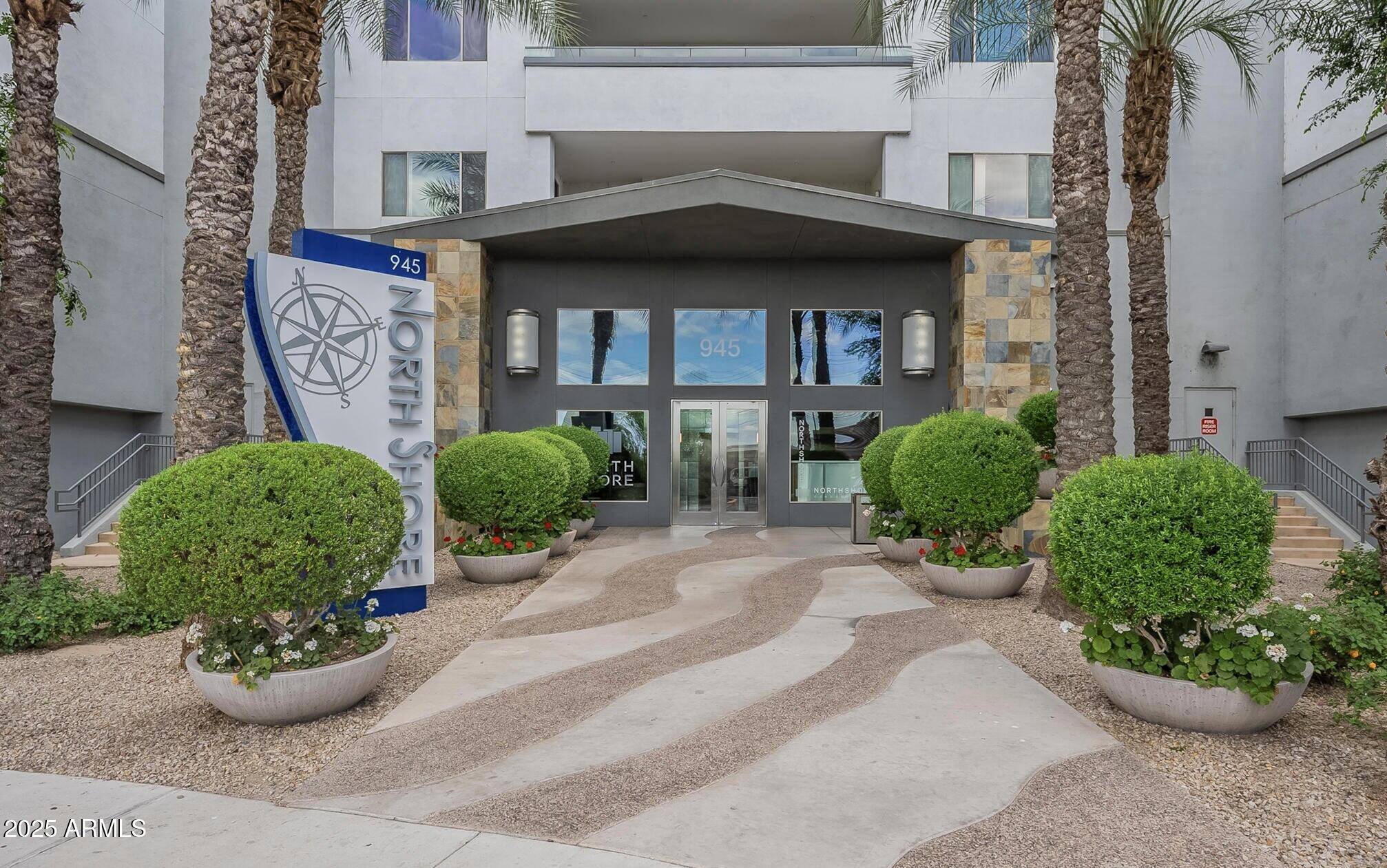 Tempe, AZ 85288,945 E PLAYA DEL NORTE Drive #1023
