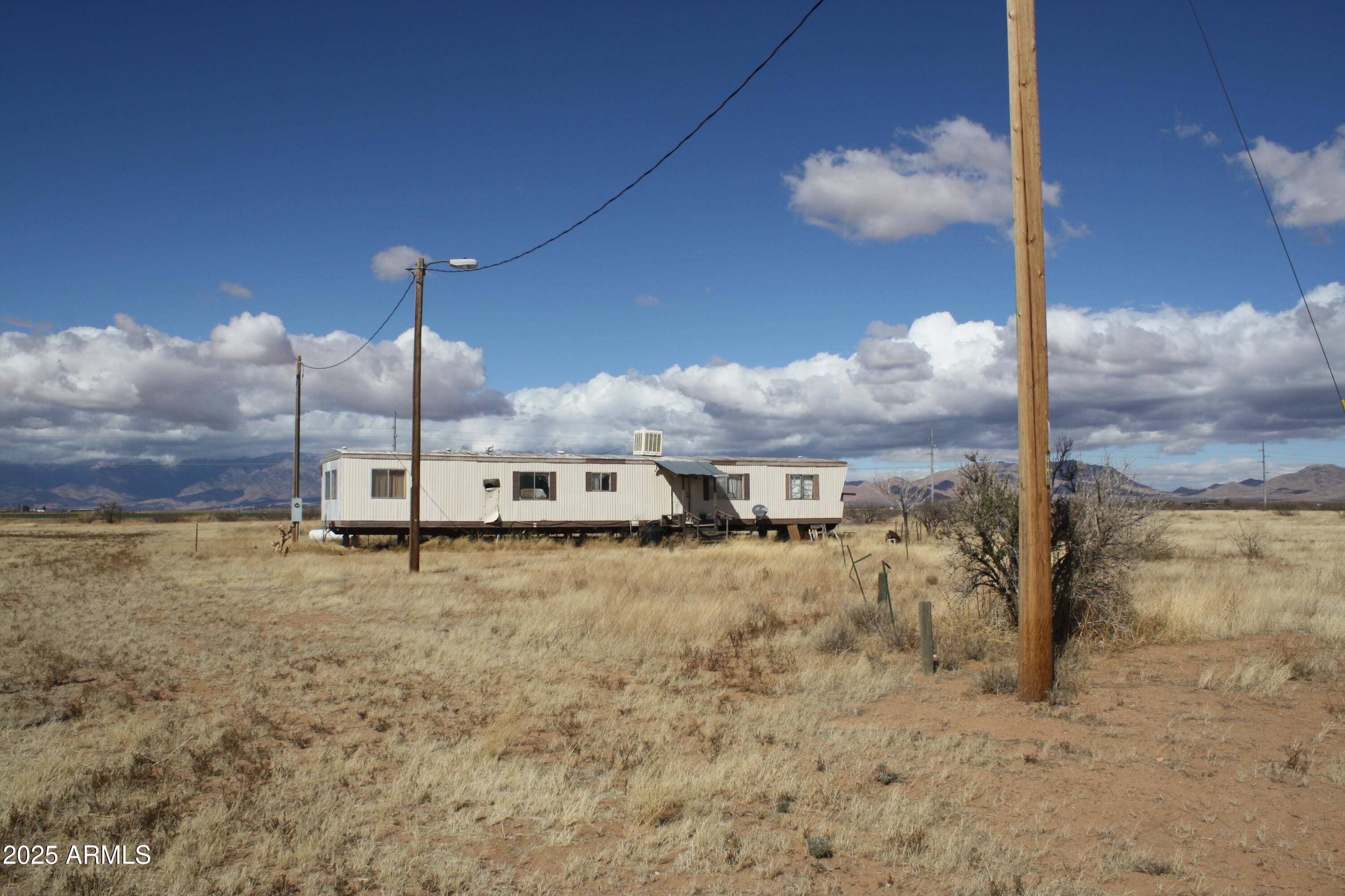 Willcox, AZ 85643,5886 W Howell Road #13 and 20