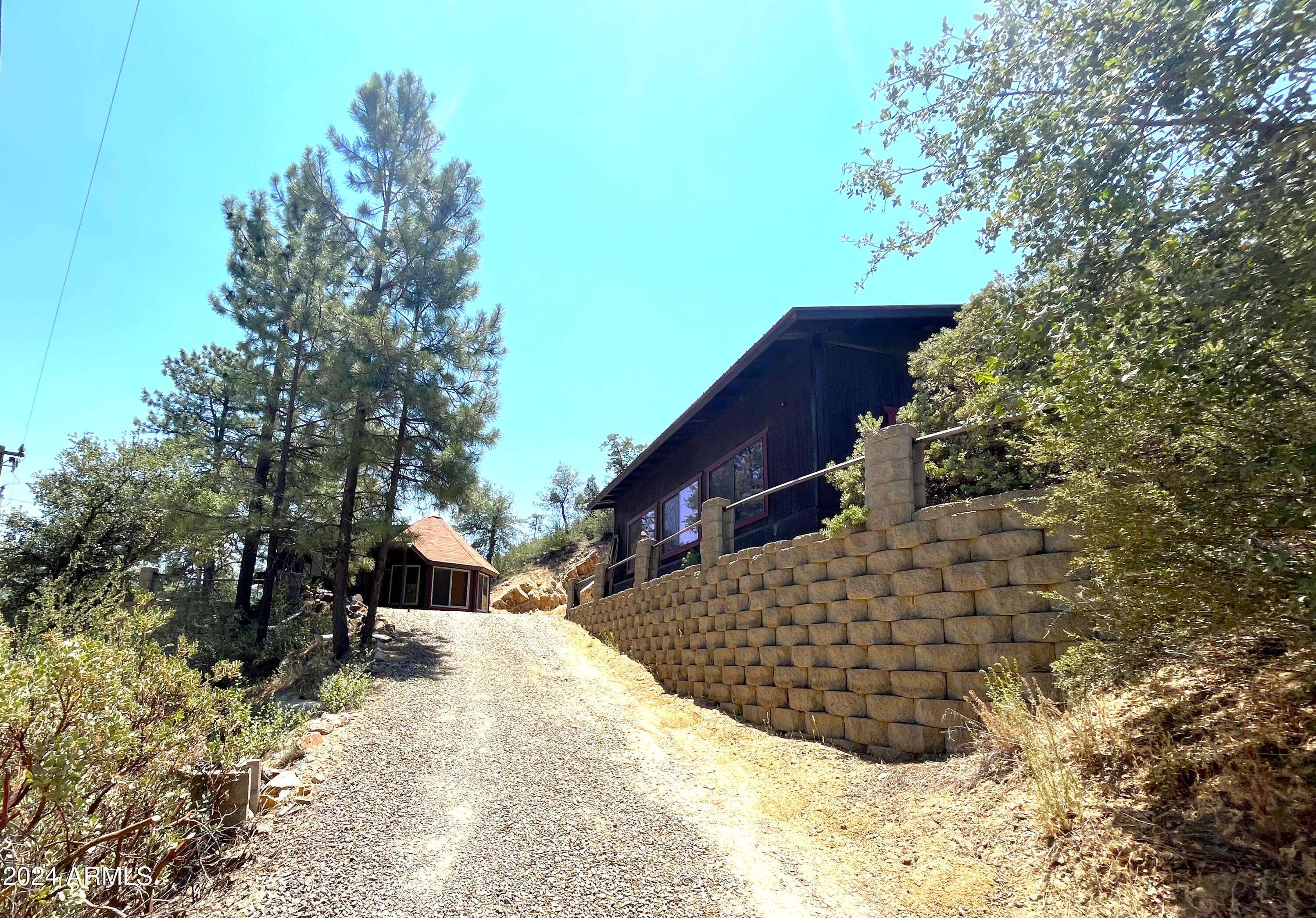 Crown King, AZ 86343,23338 S SUNNY Road