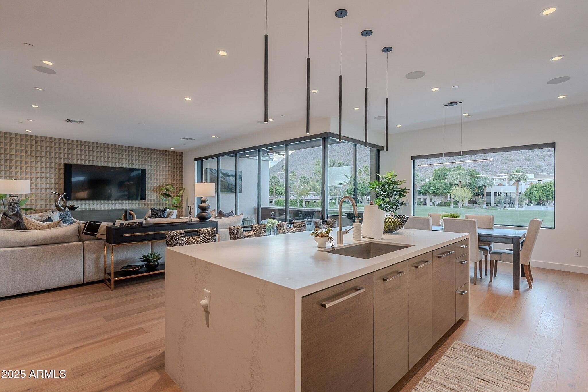 Scottsdale, AZ 85251,6142 E ALTA HACIENDA Drive