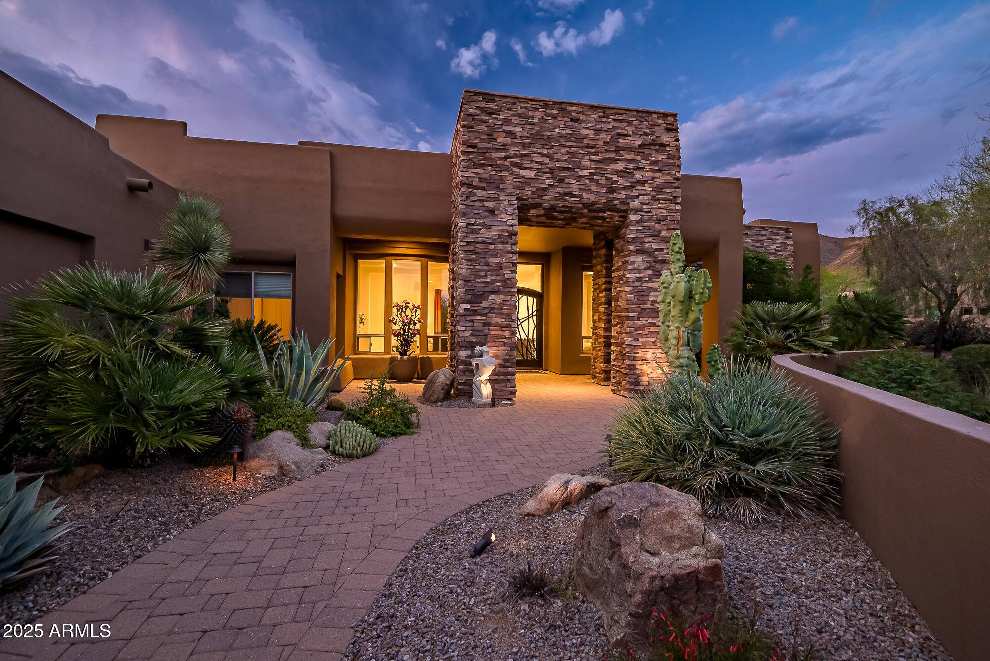 Carefree, AZ 85377,5690 E CANYON CREEK Circle