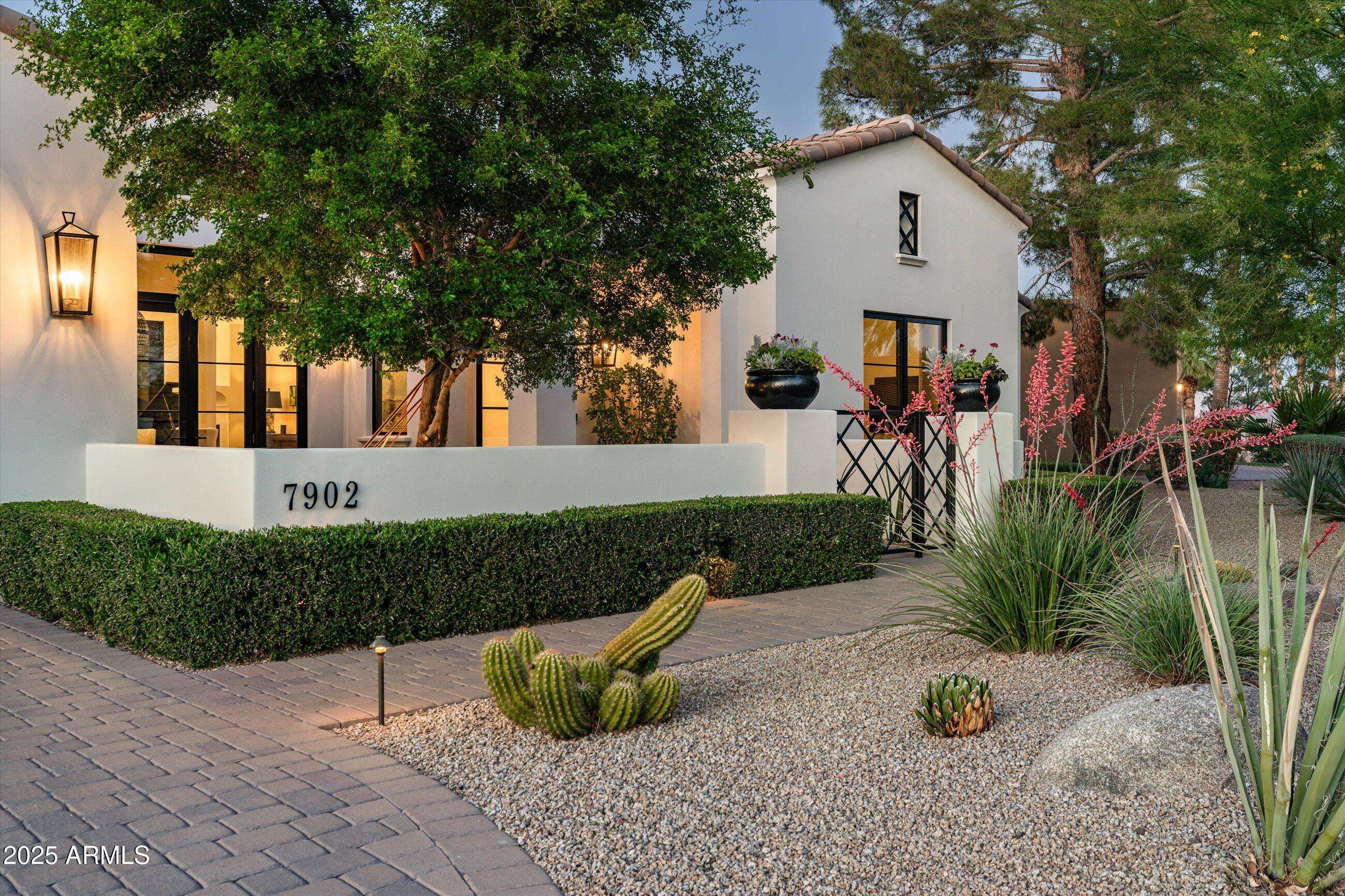 Scottsdale, AZ 85258,7902 E VIA LINDA --