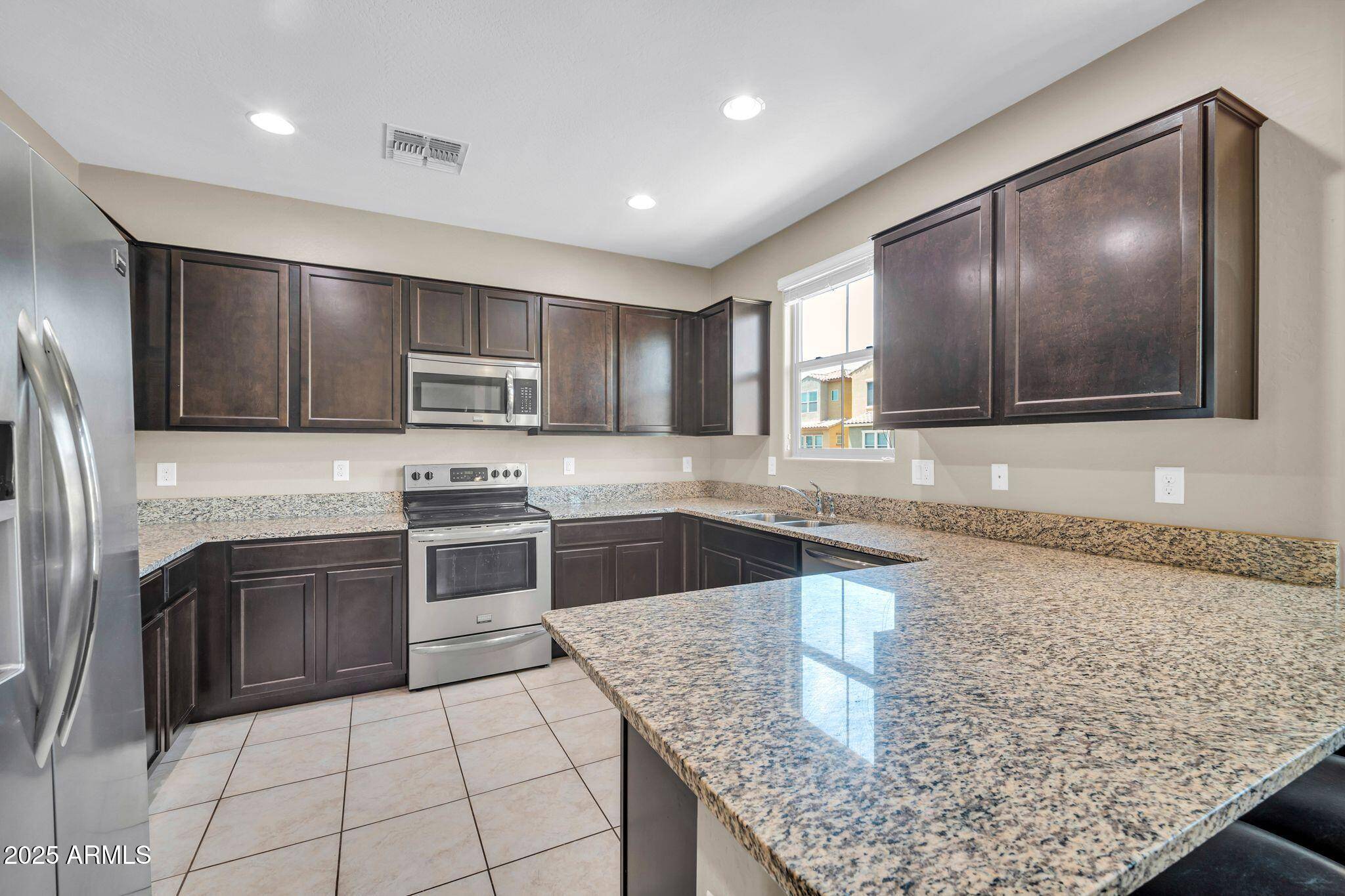Phoenix, AZ 85035,2049 N 77TH Drive