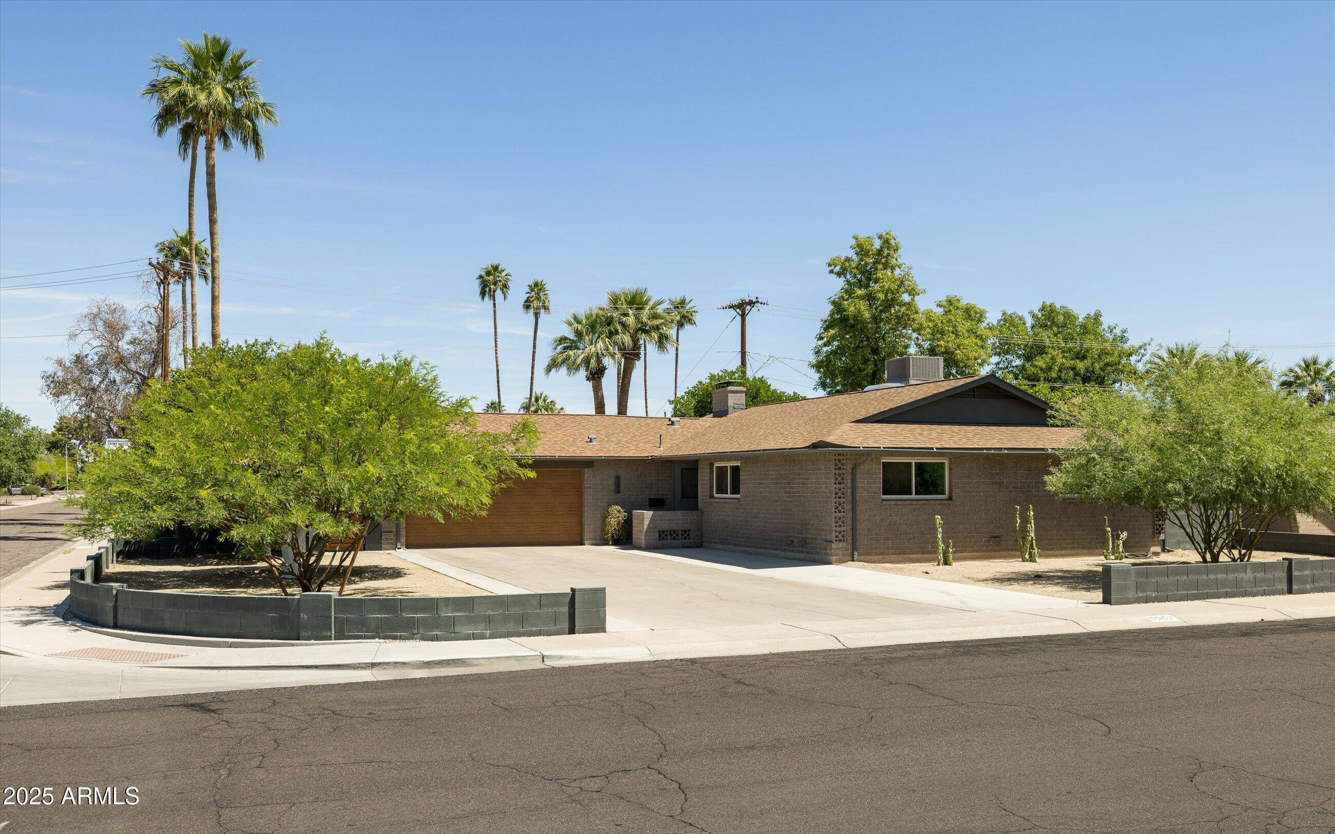 Scottsdale, AZ 85250,8502 E ROSE Lane