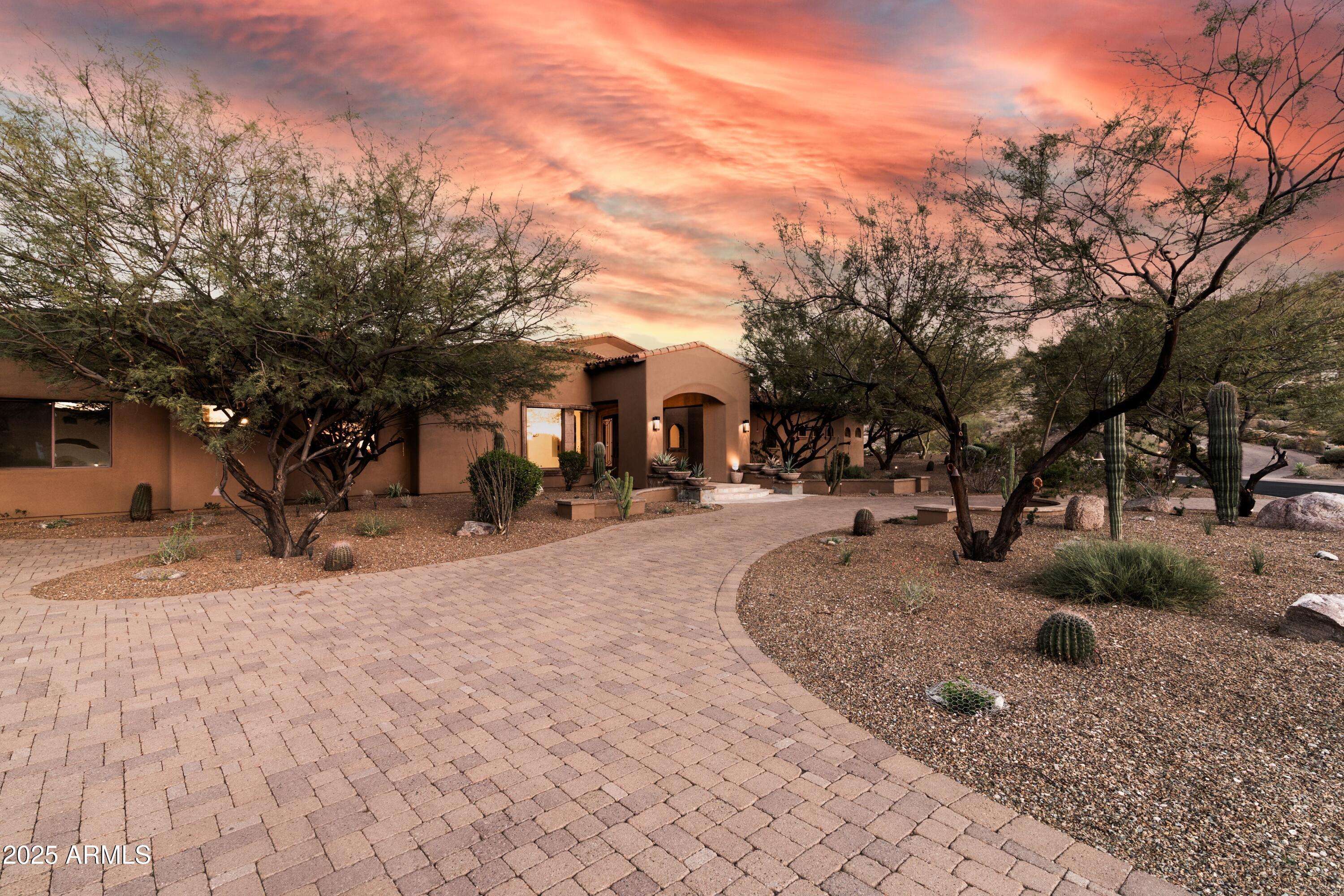 Fountain Hills, AZ 85268,14760 E PARADISE Drive