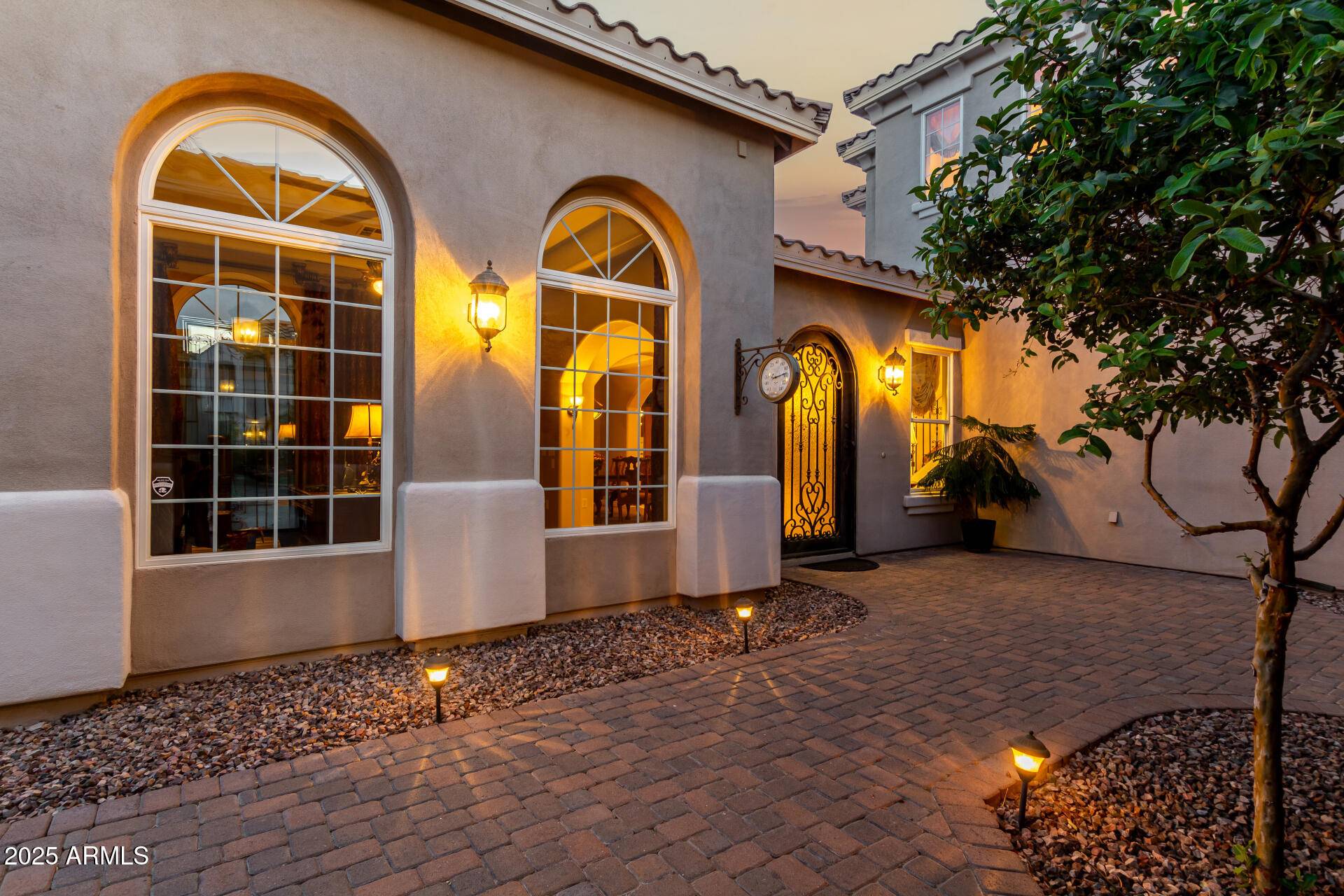 2111 E AZALEA Drive Chandler, AZ 85286