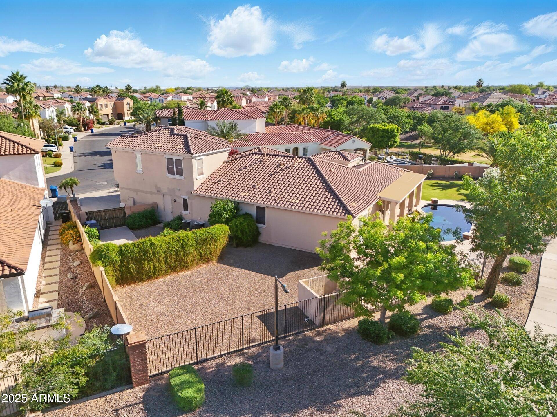Chandler, AZ 85286,2111 E AZALEA Drive