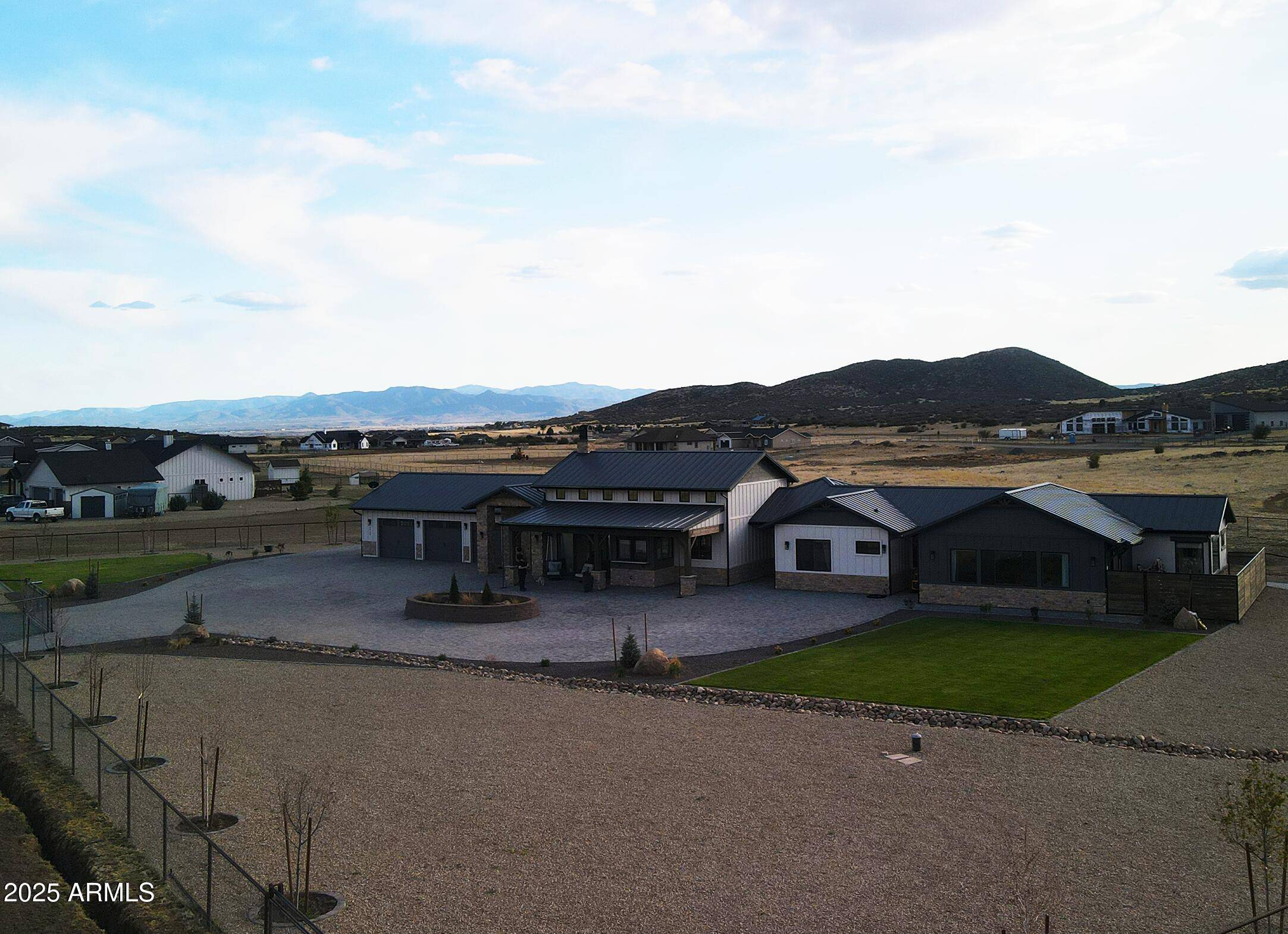 Prescott Valley, AZ 86315,9962 N ROOSTER RIDGE RD --