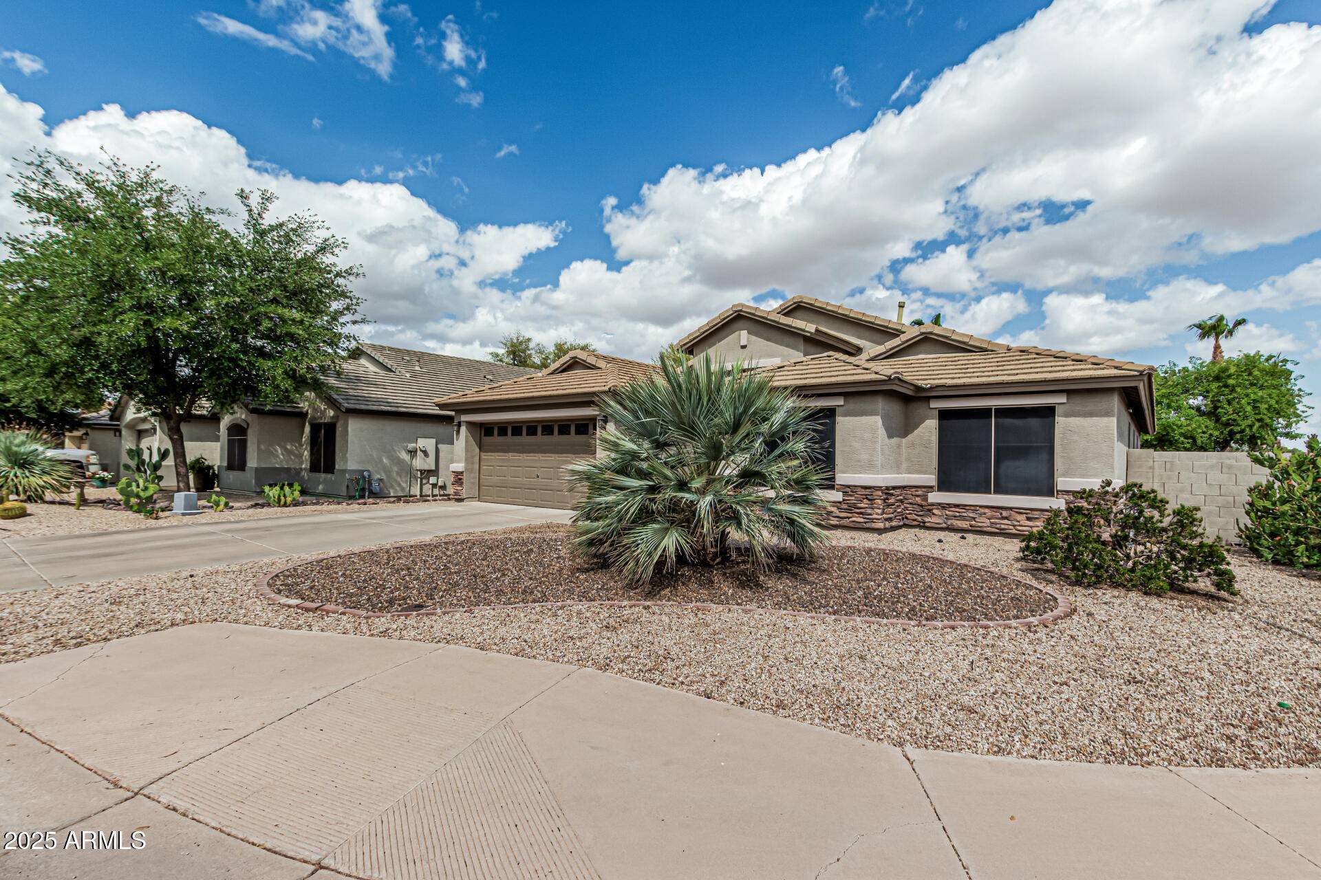 San Tan Valley, AZ 85143,29915 N MARAVILLA Drive
