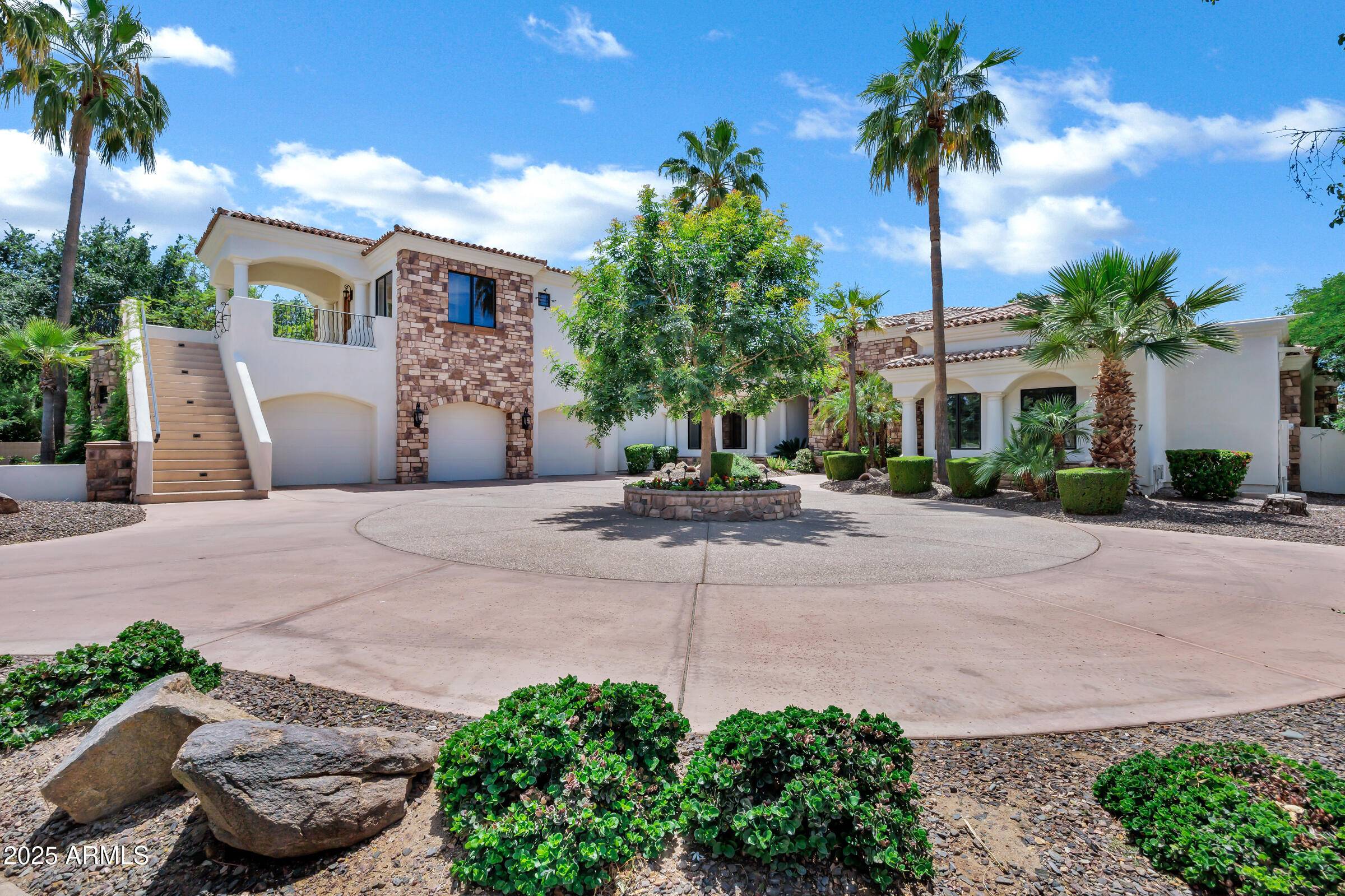 Chandler, AZ 85249,2527 E BEECHNUT Court