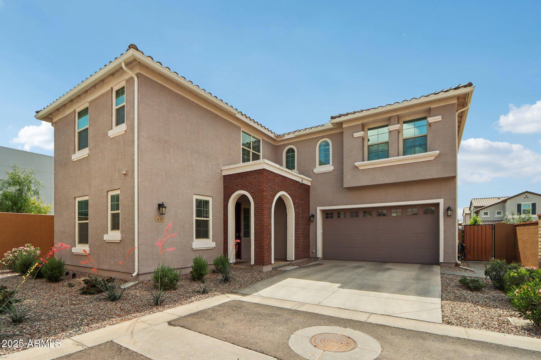 Gilbert, AZ 85296,670 S Beebe Street