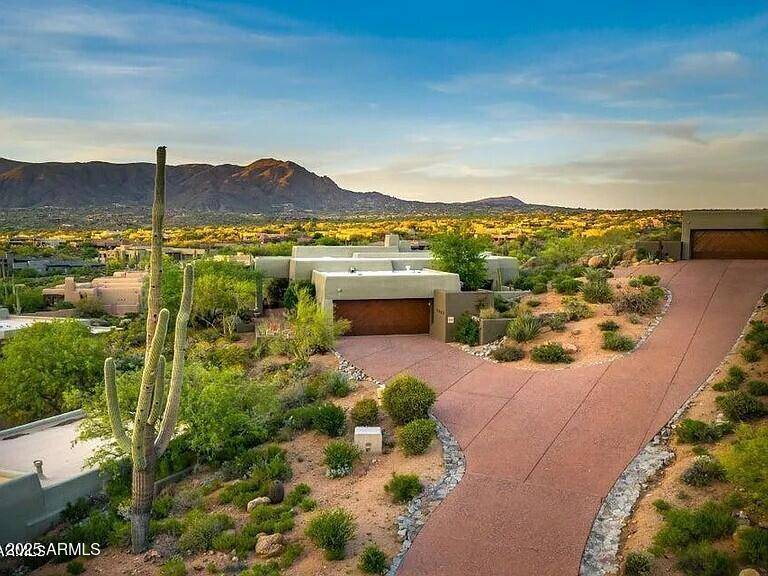 Scottsdale, AZ 85262,9898 E GRAYTHORN Drive