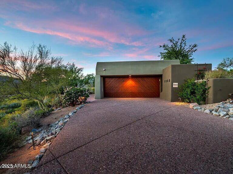 Scottsdale, AZ 85262,9898 E GRAYTHORN Drive