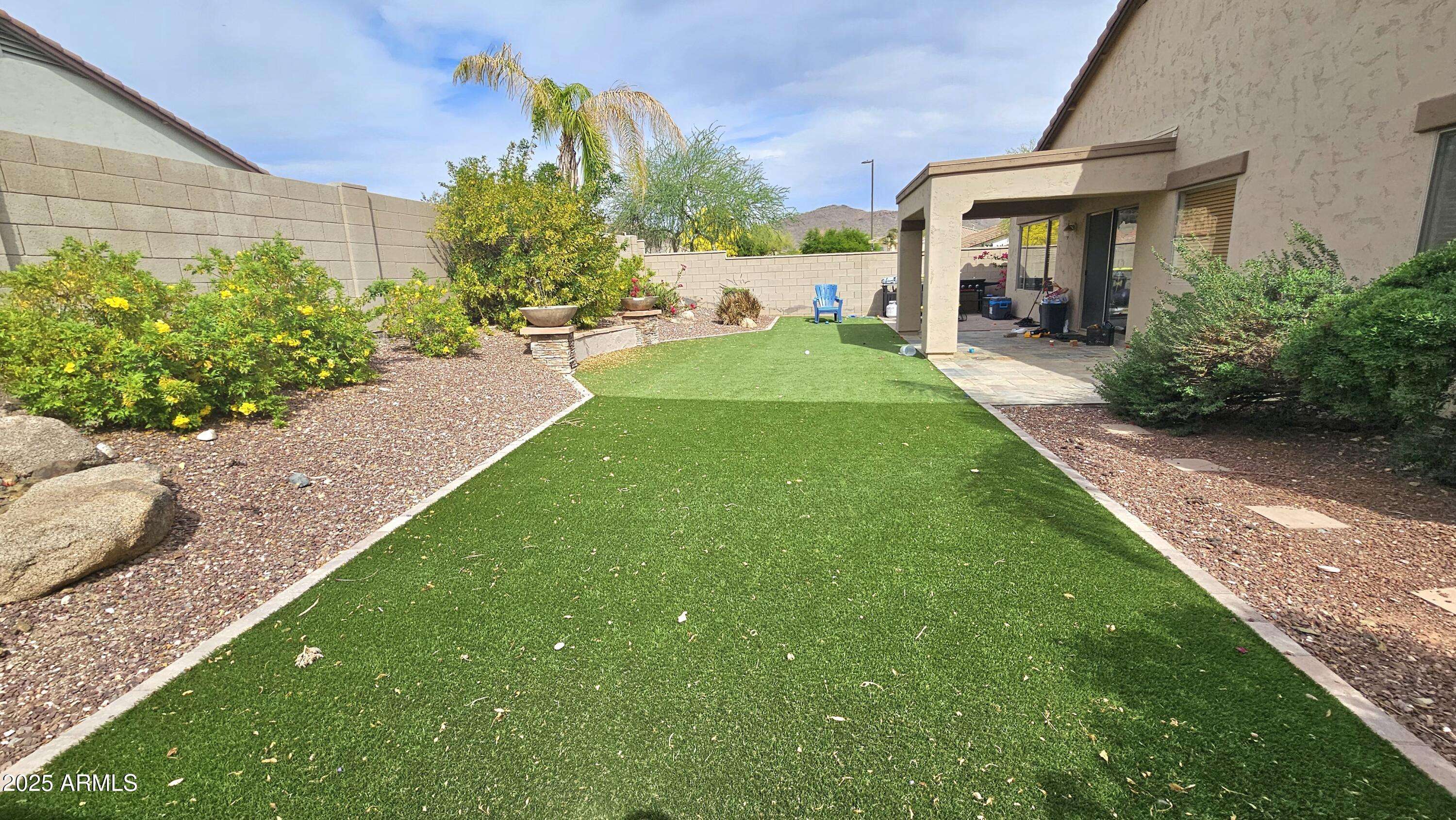 3002 W CARAVAGGIO Lane Phoenix, AZ 85086
