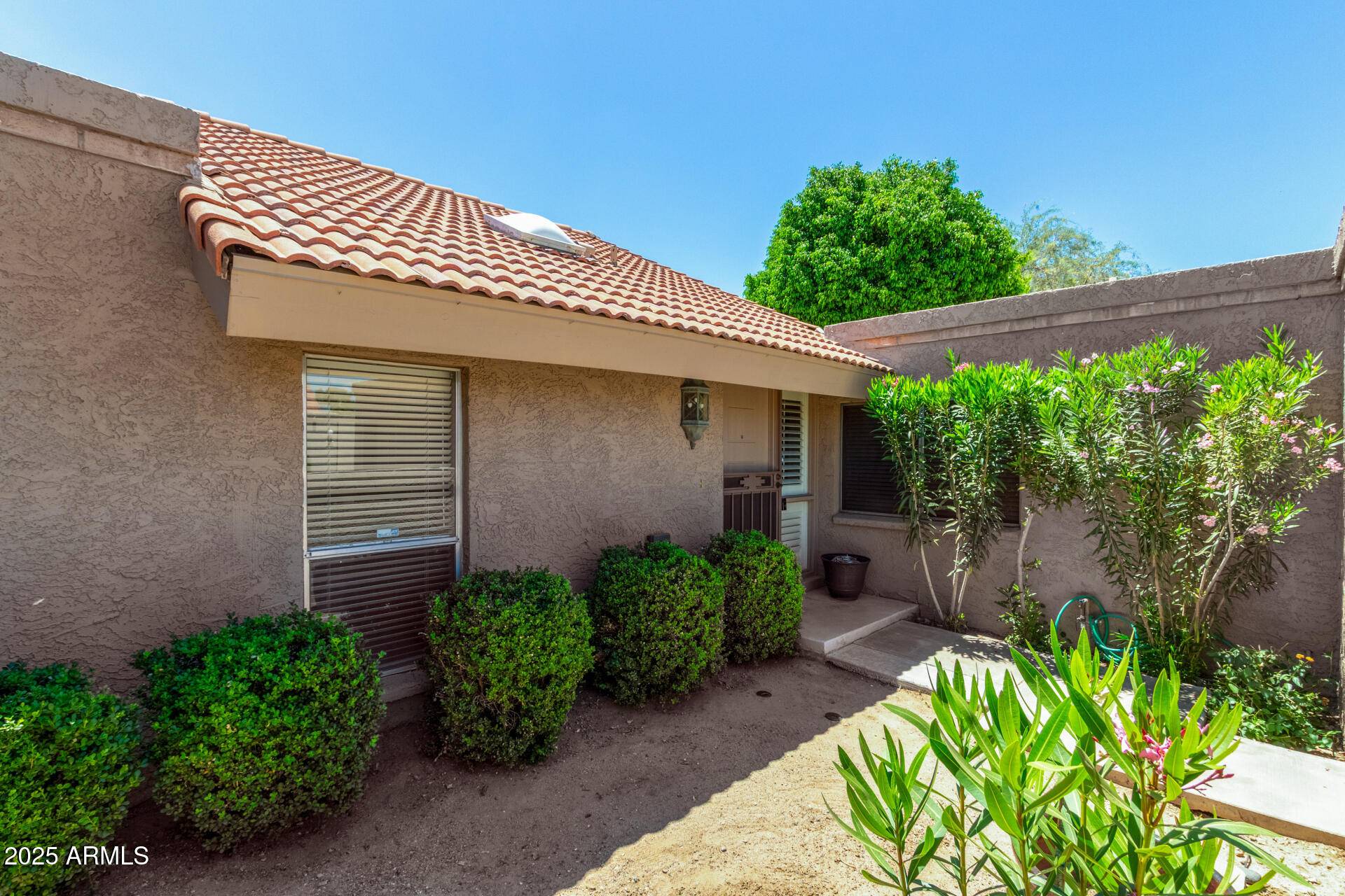 Phoenix, AZ 85032,4033 E LARKSPUR Drive