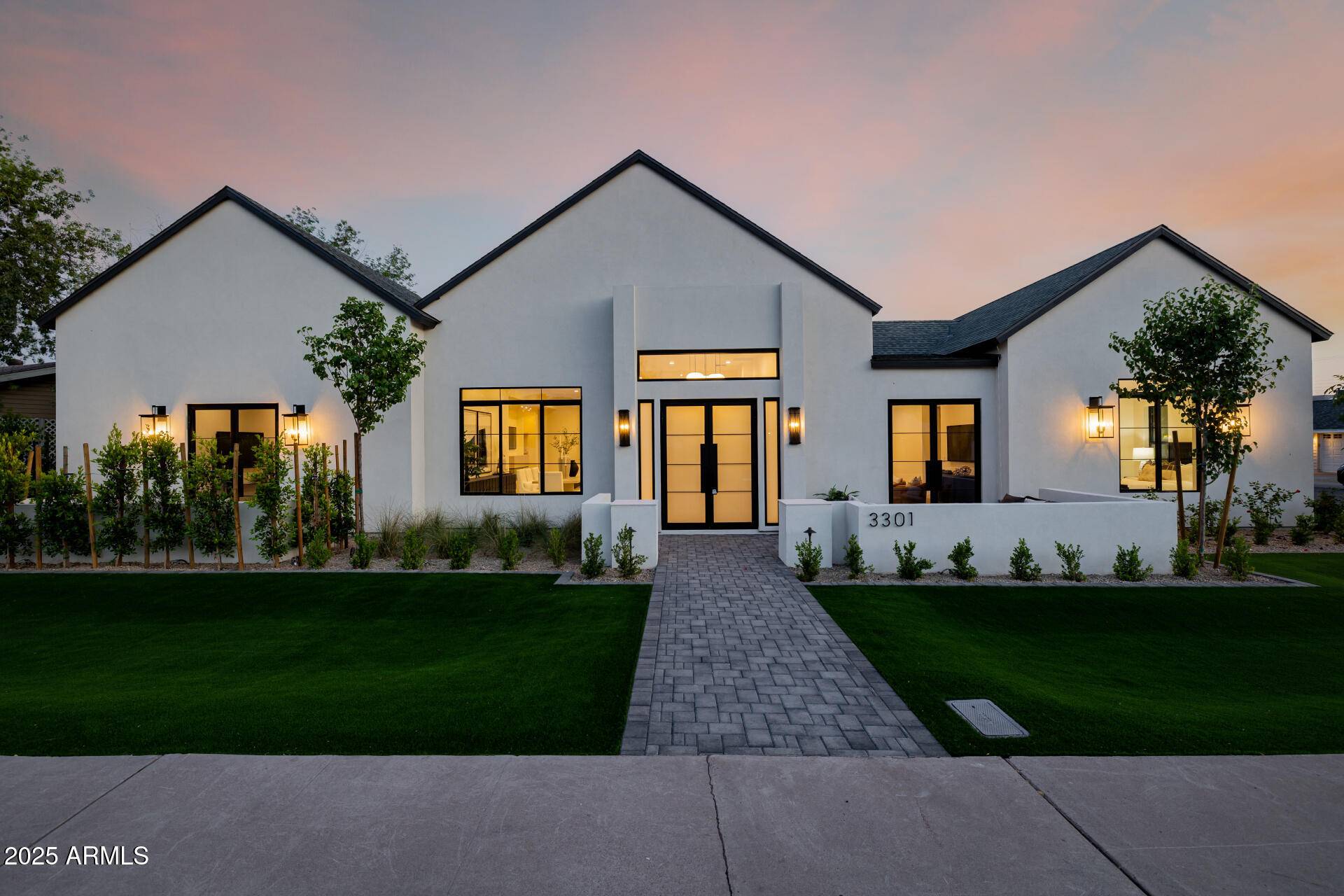 Phoenix, AZ 85018,3301 E ELM Street