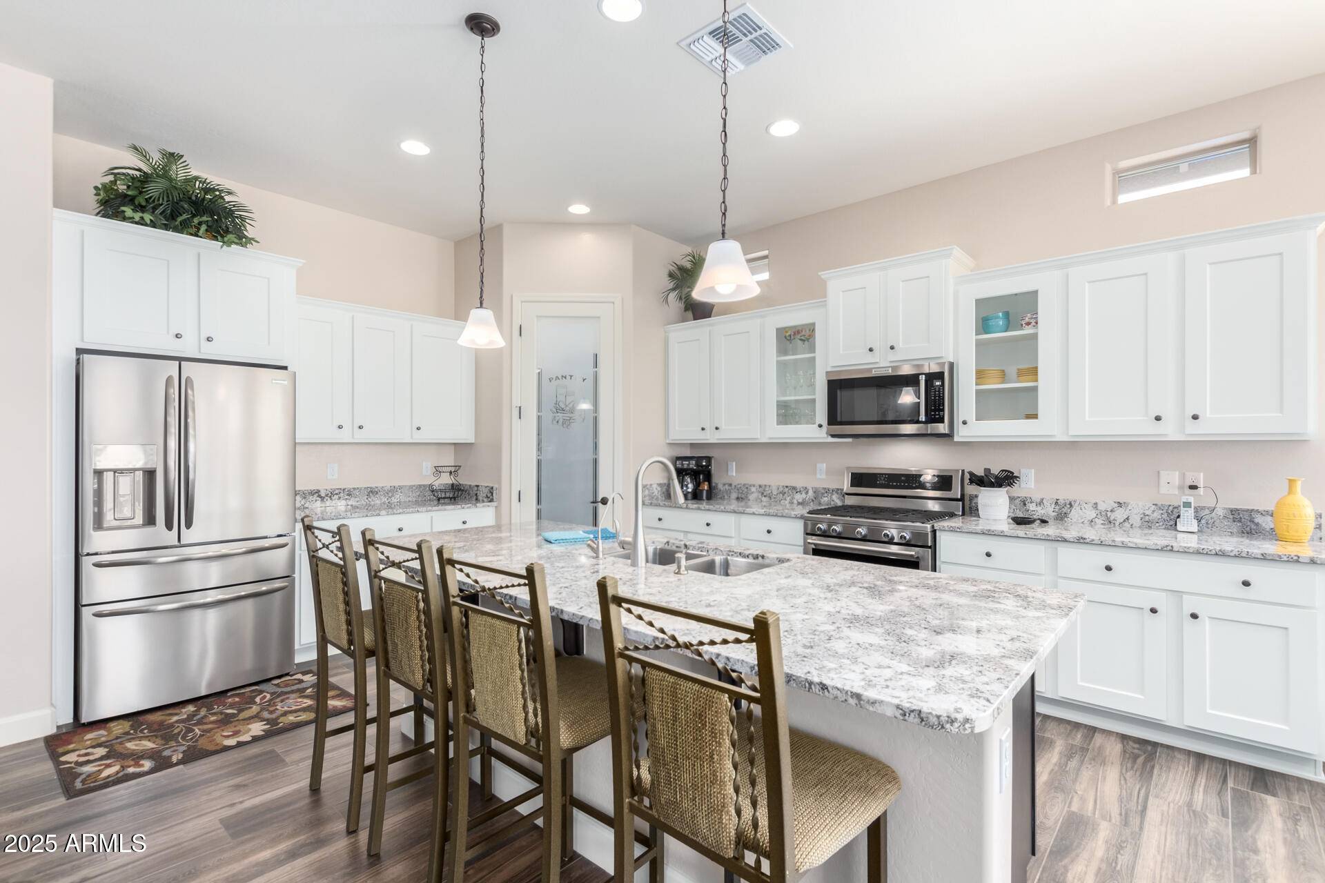 Mesa, AZ 85207,6912 E QUILL Street