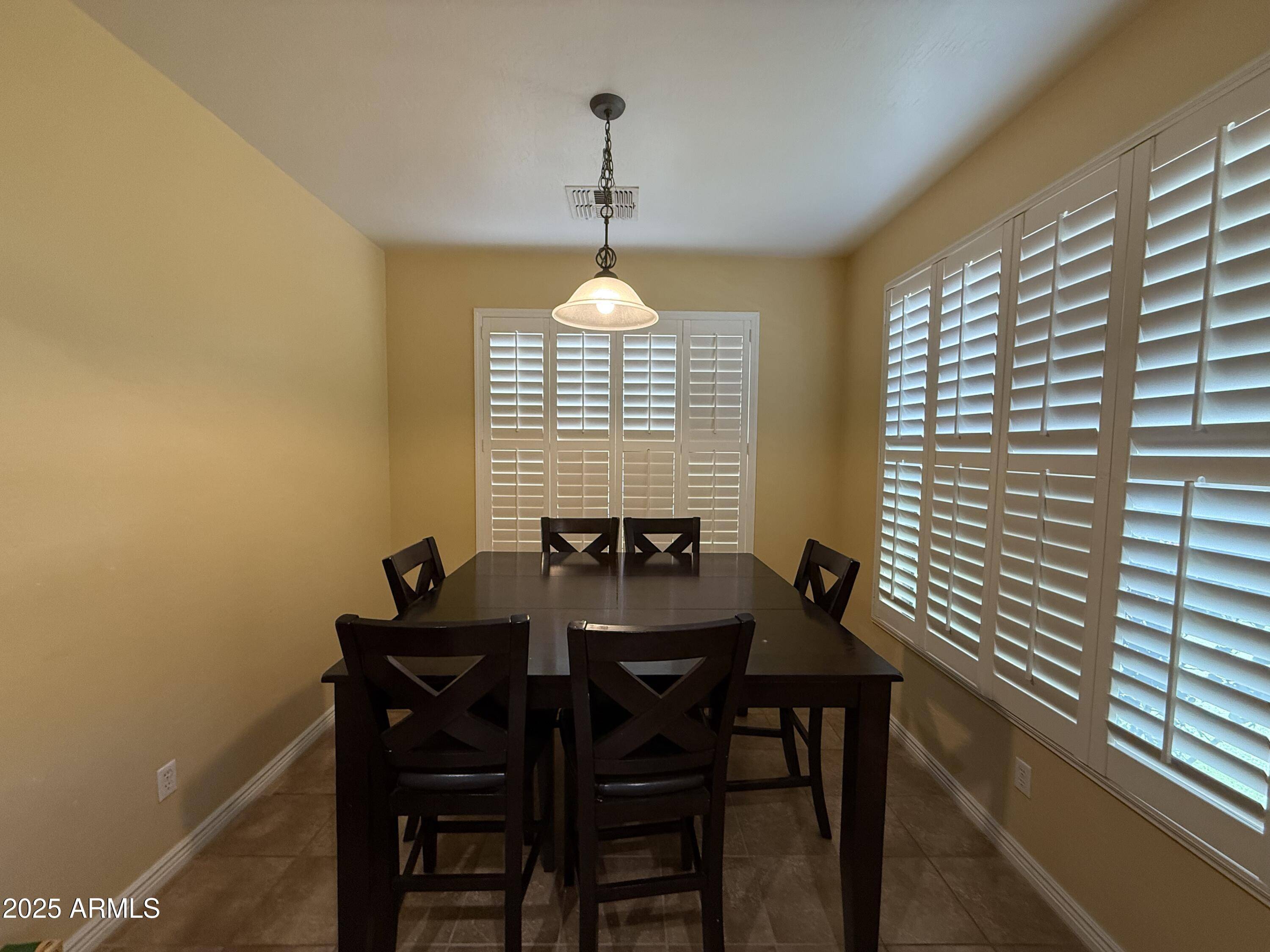 92 W HAWK Way Chandler, AZ 85286