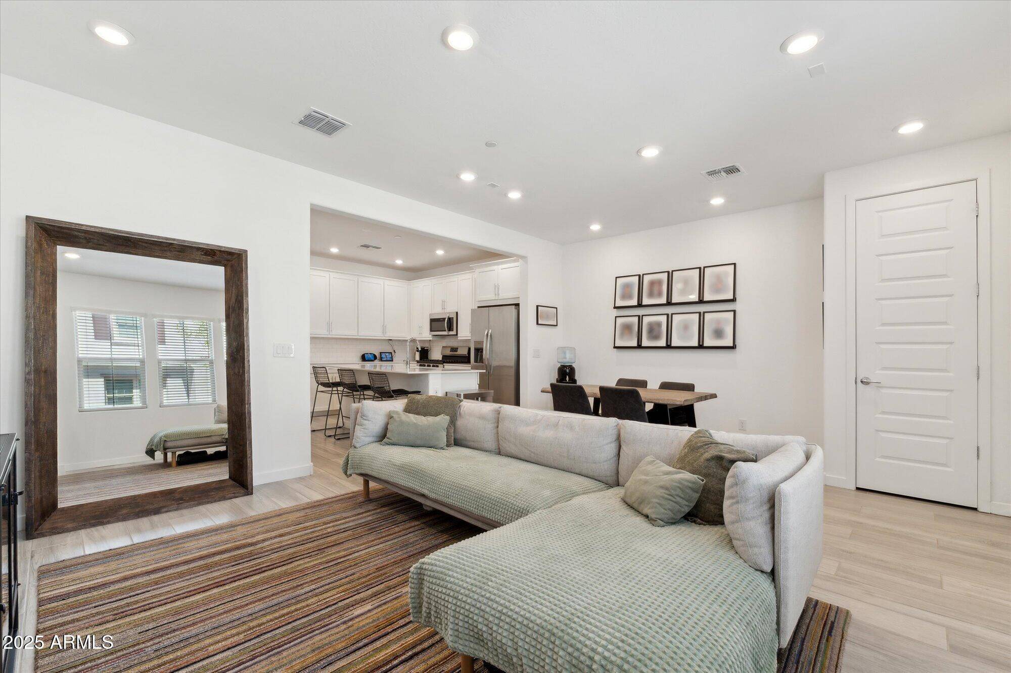 Chandler, AZ 85248,4077 S SABRINA Drive #30