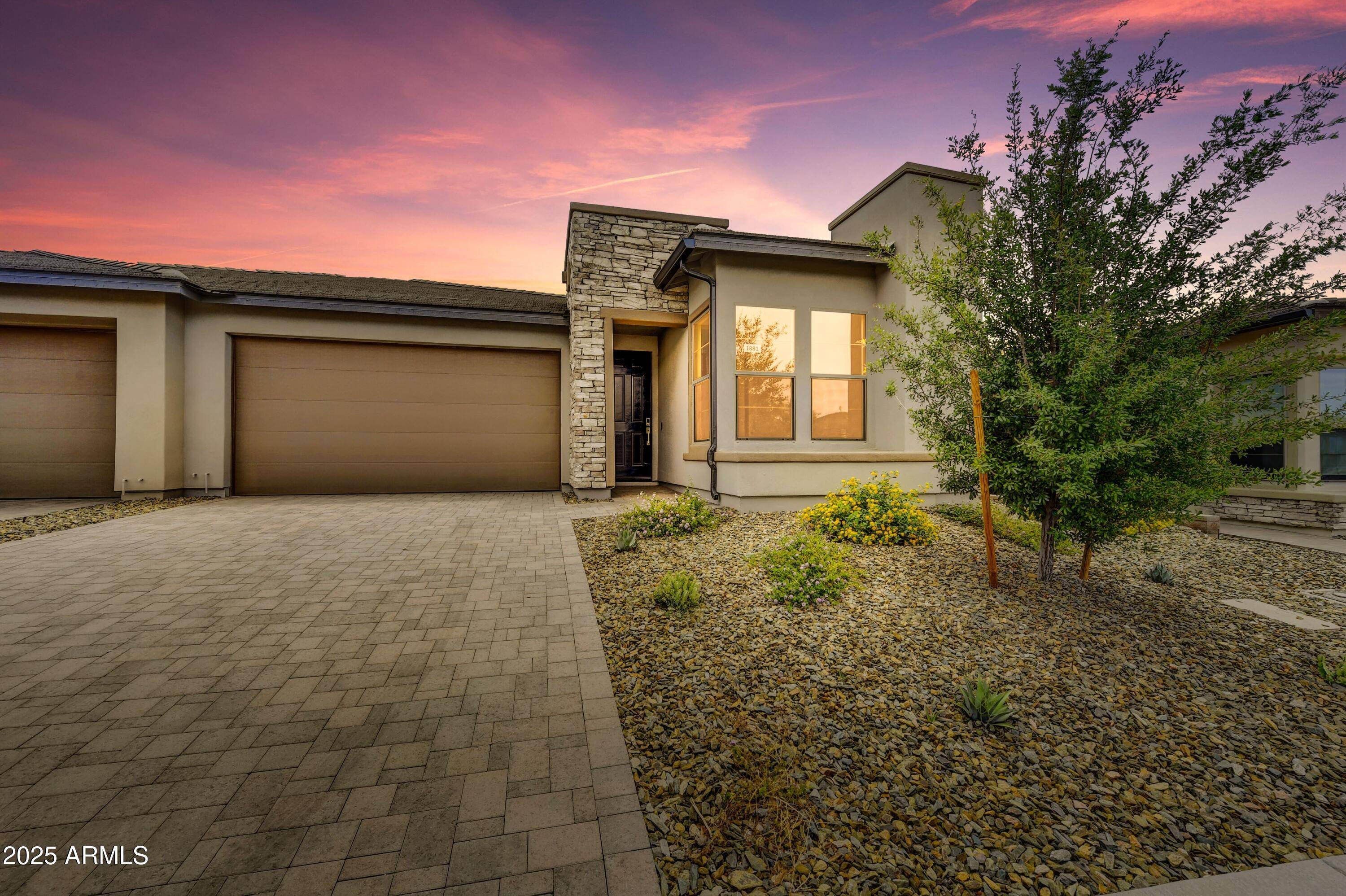 Wickenburg, AZ 85390,4128 DESERT MOON Drive