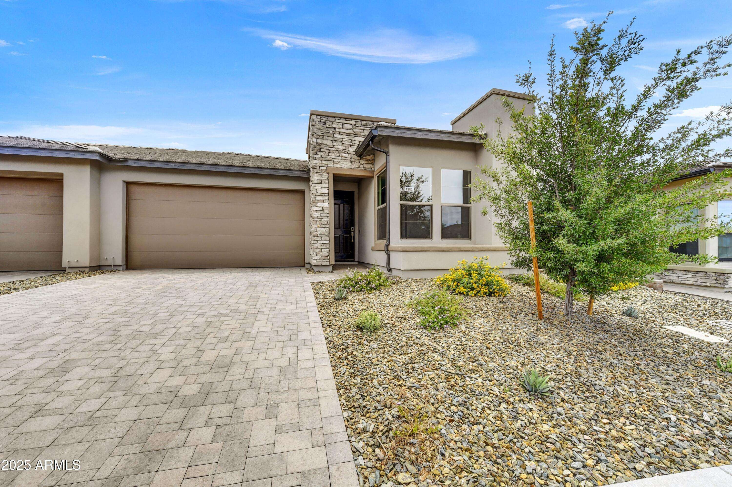 Wickenburg, AZ 85390,4128 DESERT MOON Drive