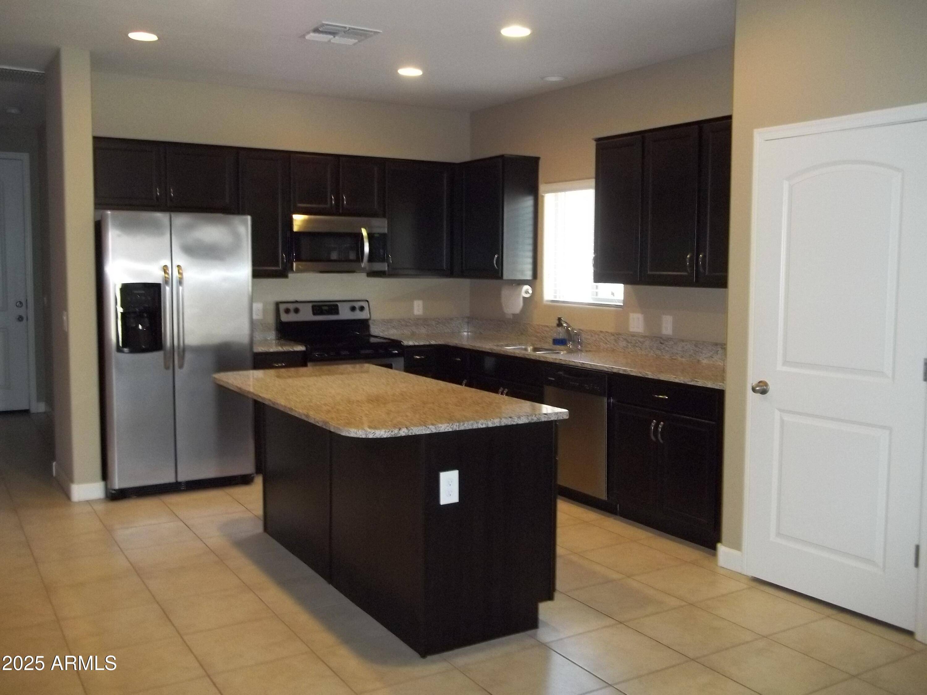 Maricopa, AZ 85138,41094 W SOMERS Drive