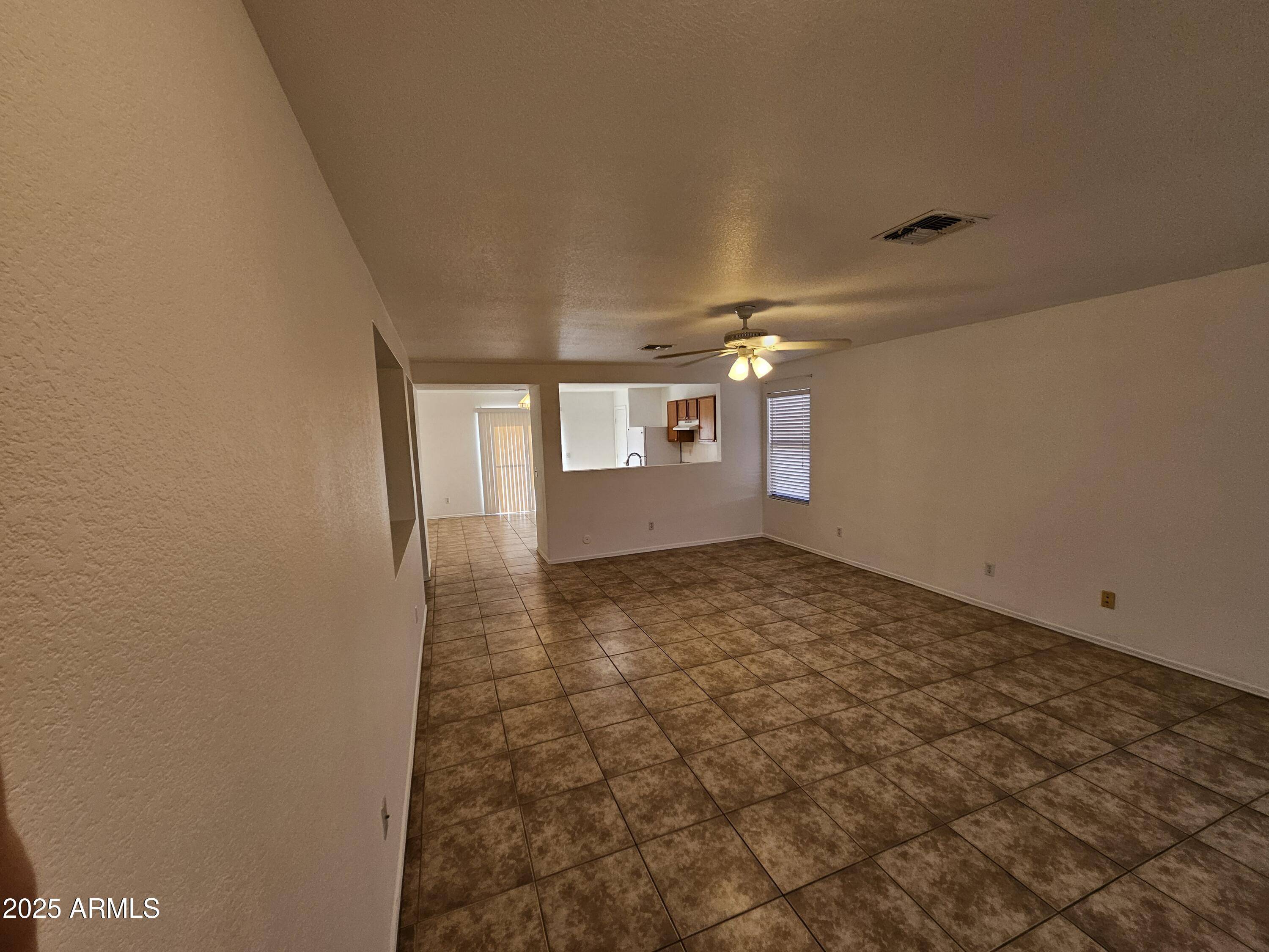 674 W Kingman Loop Casa Grande, AZ 85122