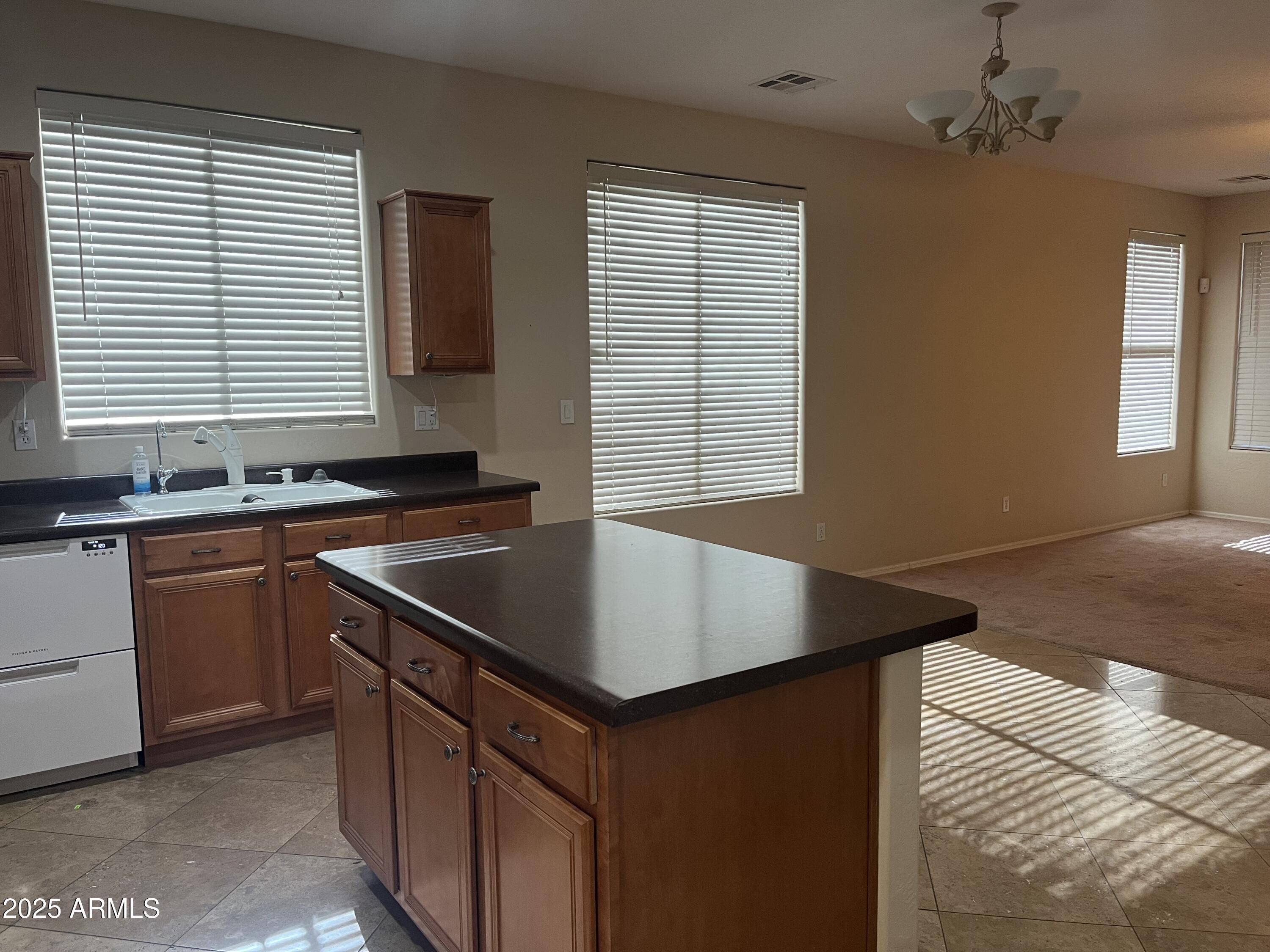 Casa Grande, AZ 85122,1535 E VIOLA Drive