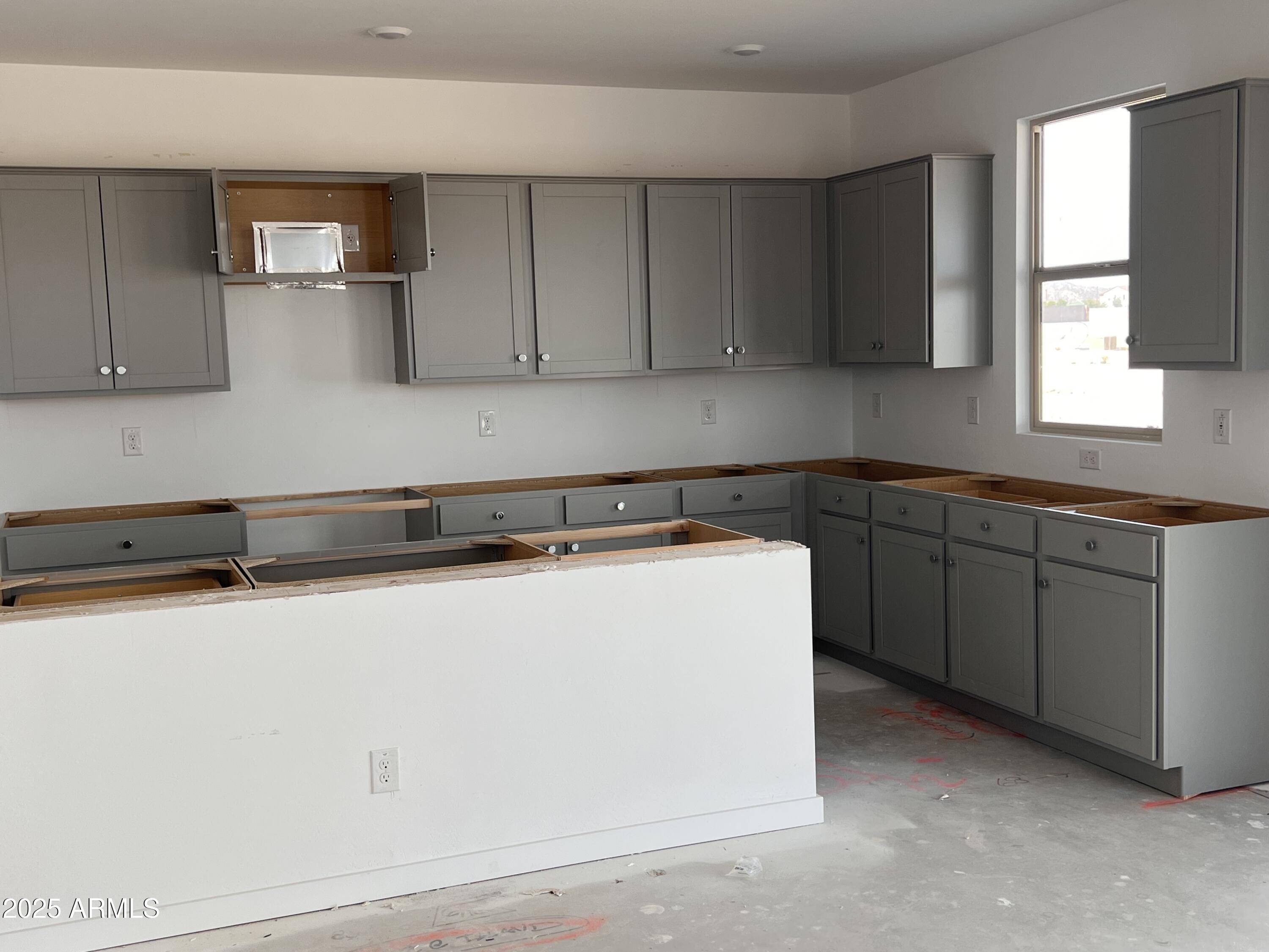 Surprise, AZ 85387,20756 N 224TH Avenue