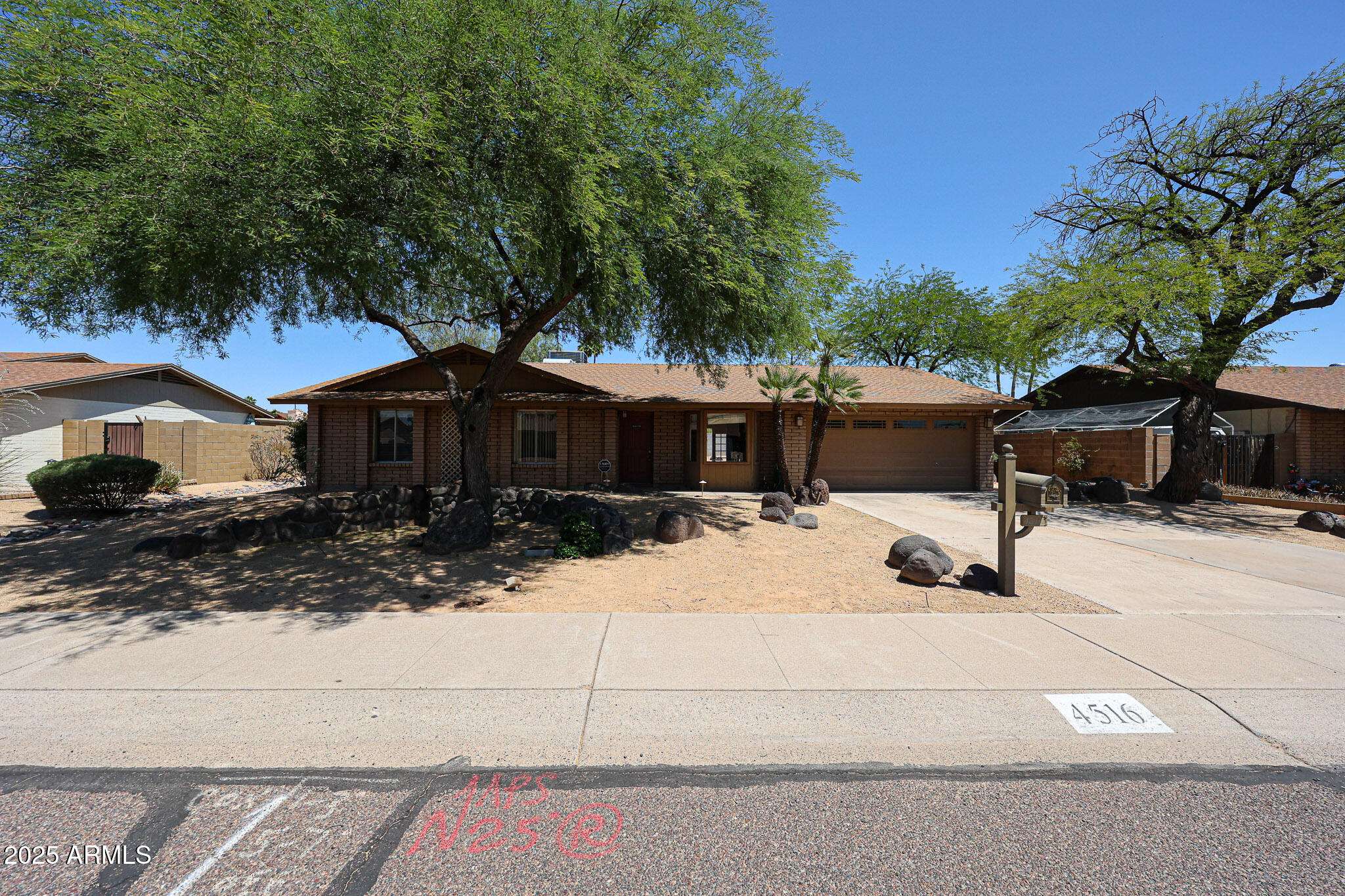 Phoenix, AZ 85032,4516 E WILLOW Avenue