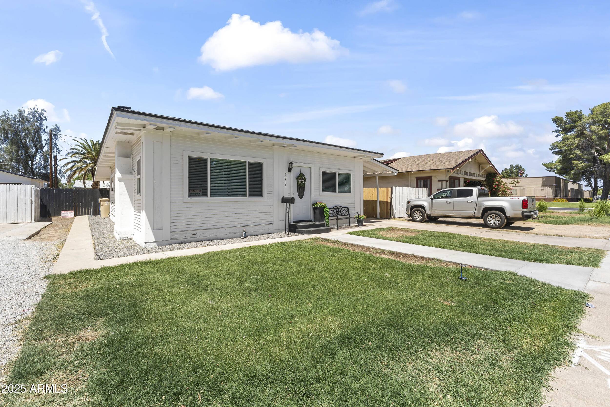 Glendale, AZ 85301,5808 W MYRTLE Avenue