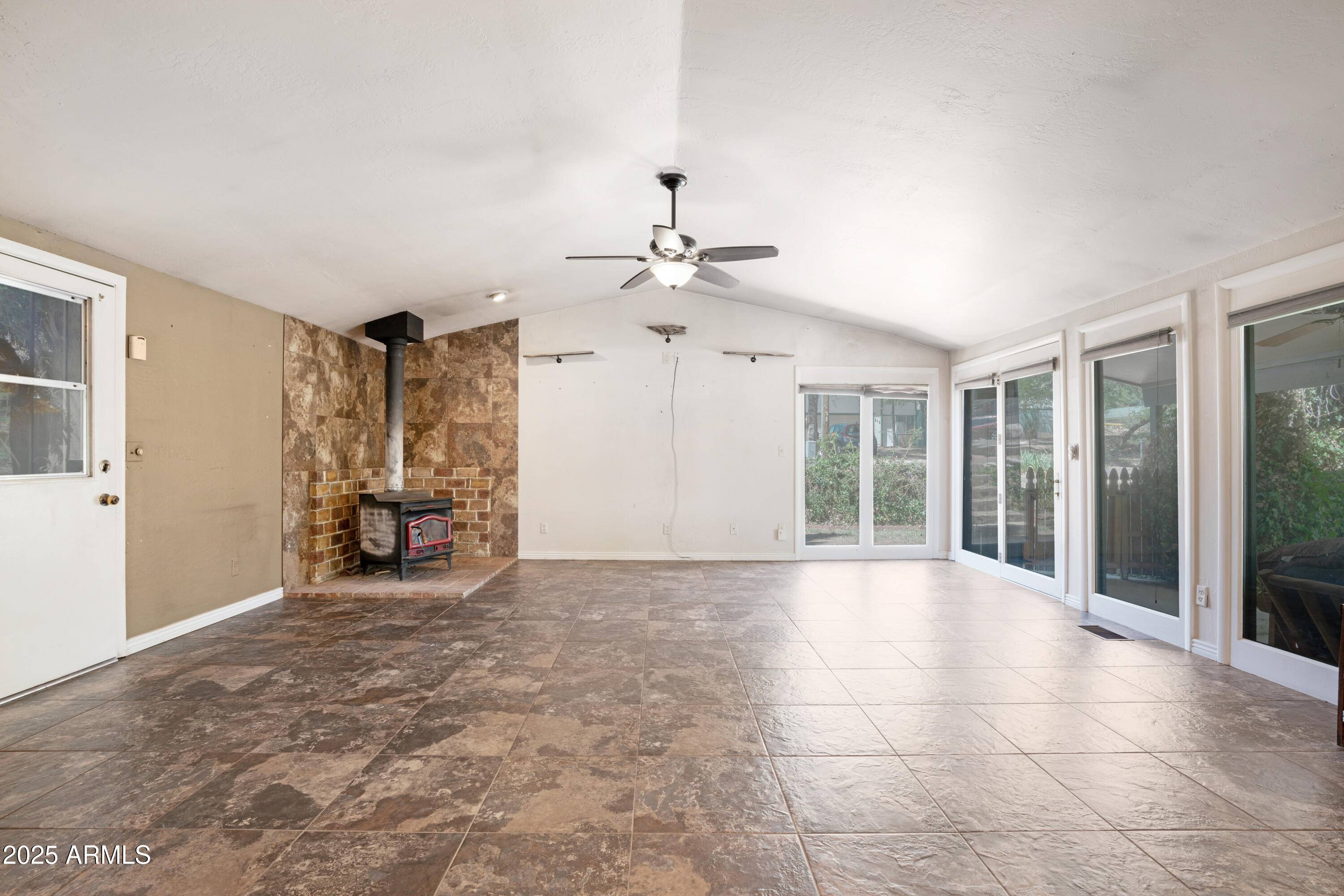Payson, AZ 85541,217 W FRONTIER Street