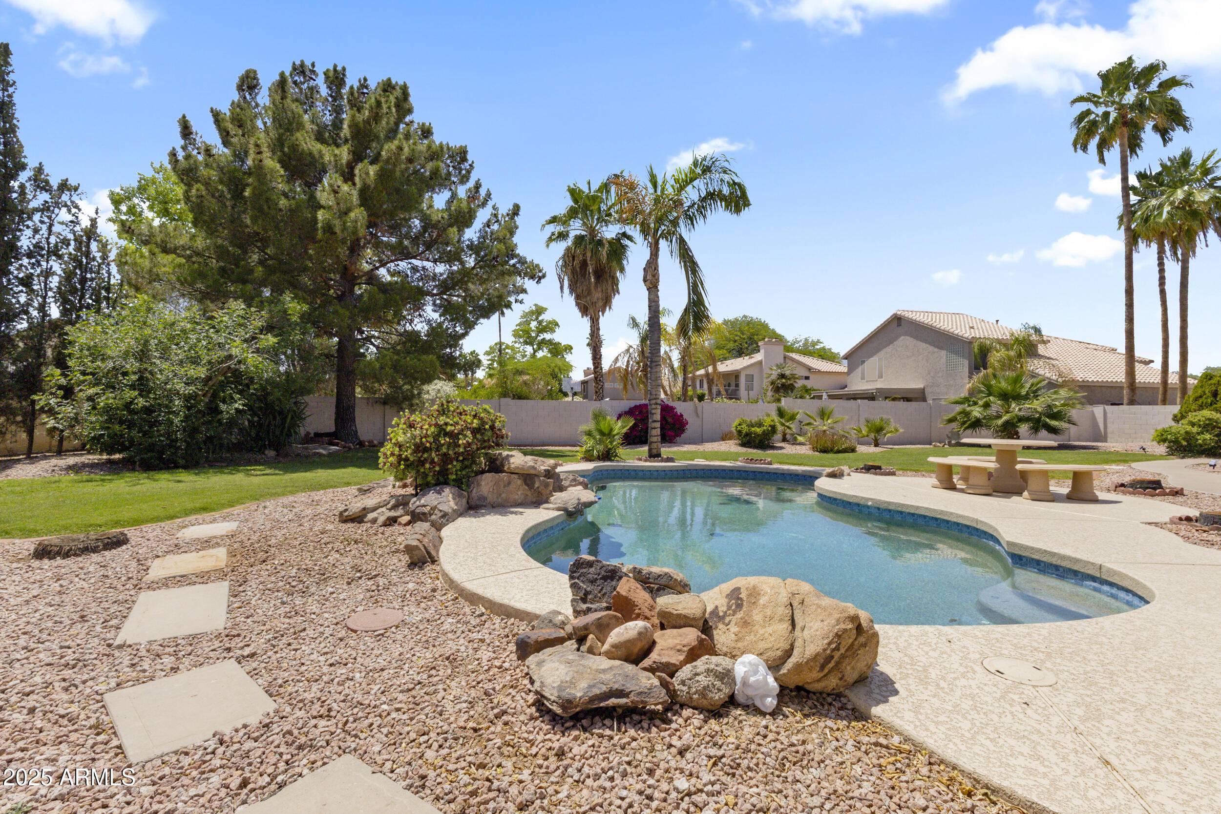 Phoenix, AZ 85050,19010 N 35TH Way