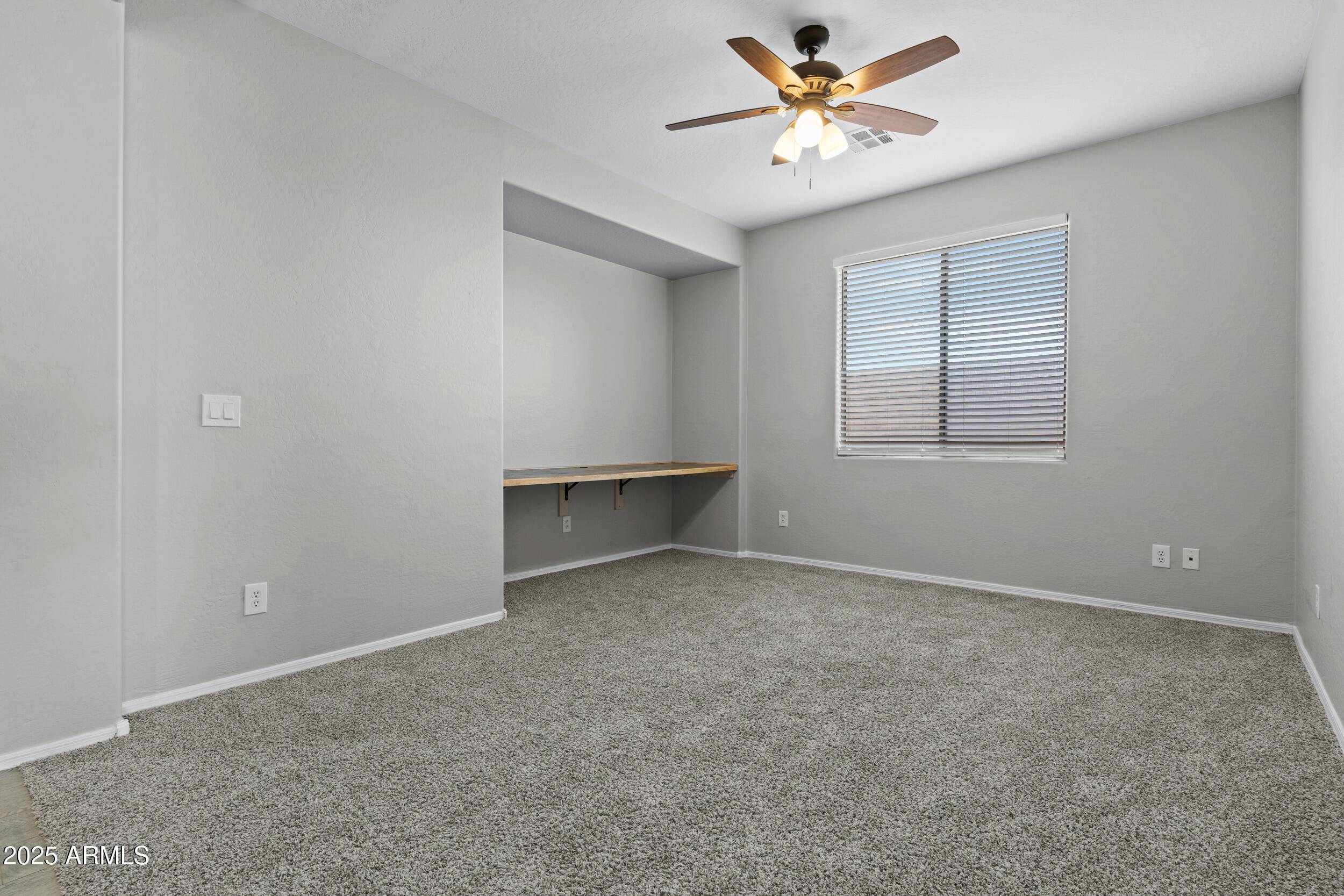 Peoria, AZ 85383,29302 N 126TH Lane