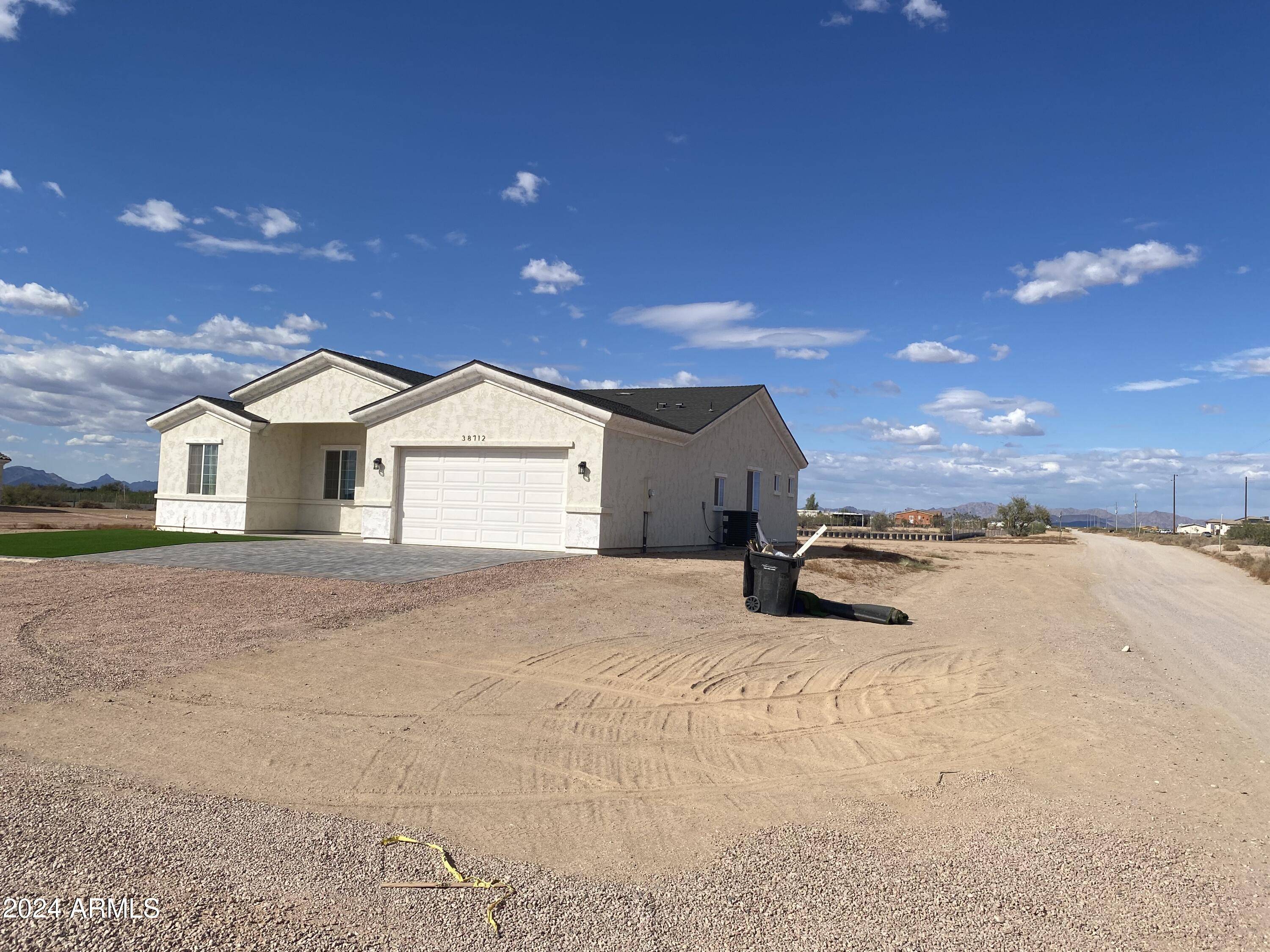Tonopah, AZ 85354,38712 W SHERMAN Street