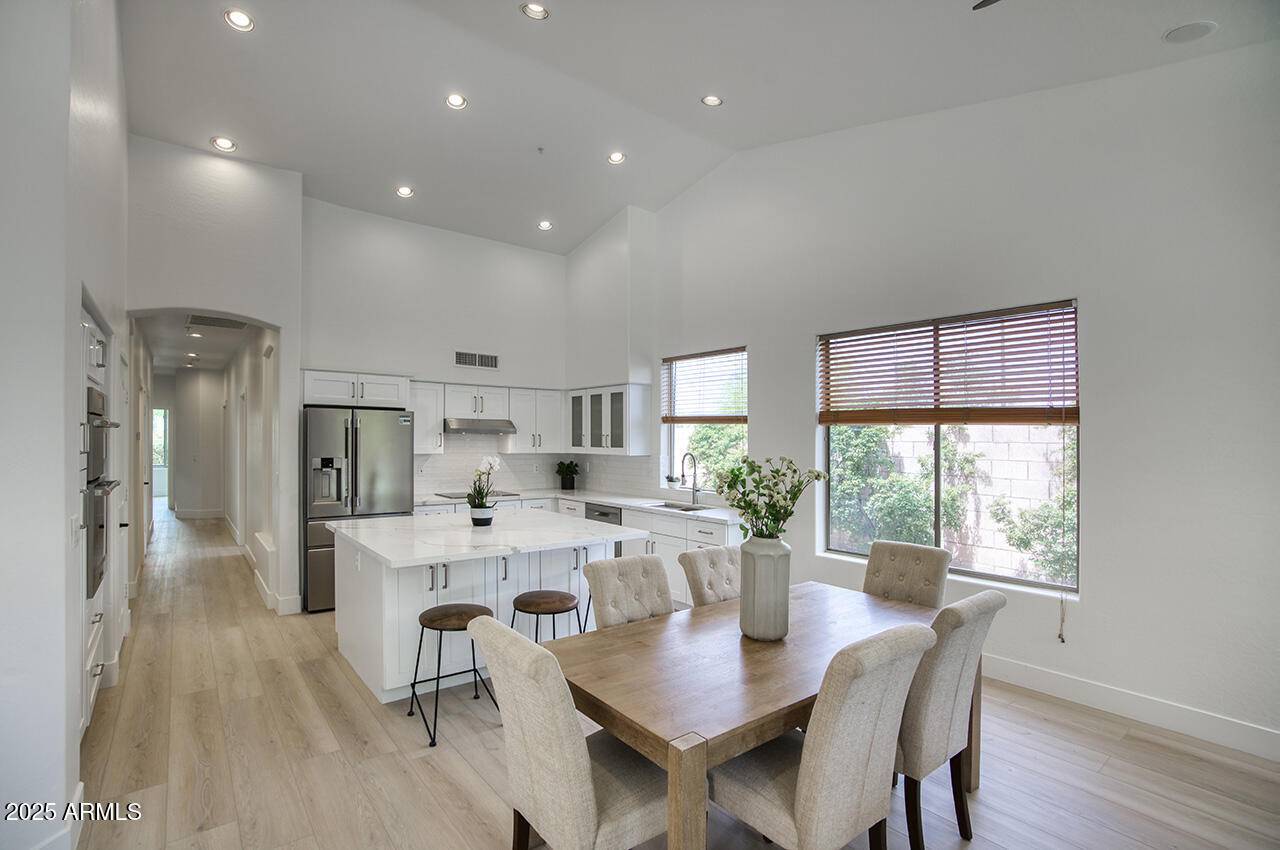 7214 E RUSTLING Pass Scottsdale, AZ 85255