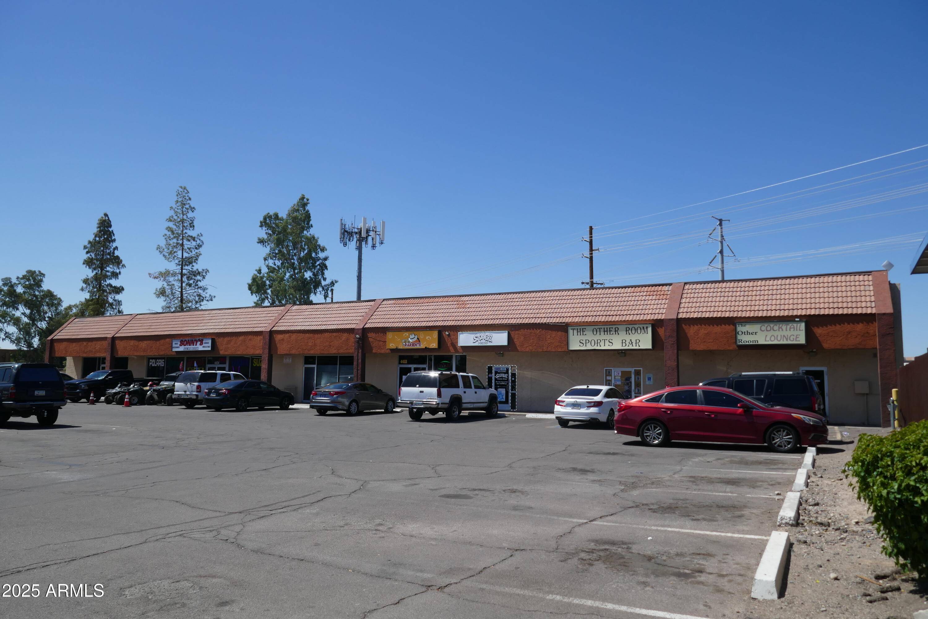 Glendale, AZ 85302,4404 W PEORIA Avenue