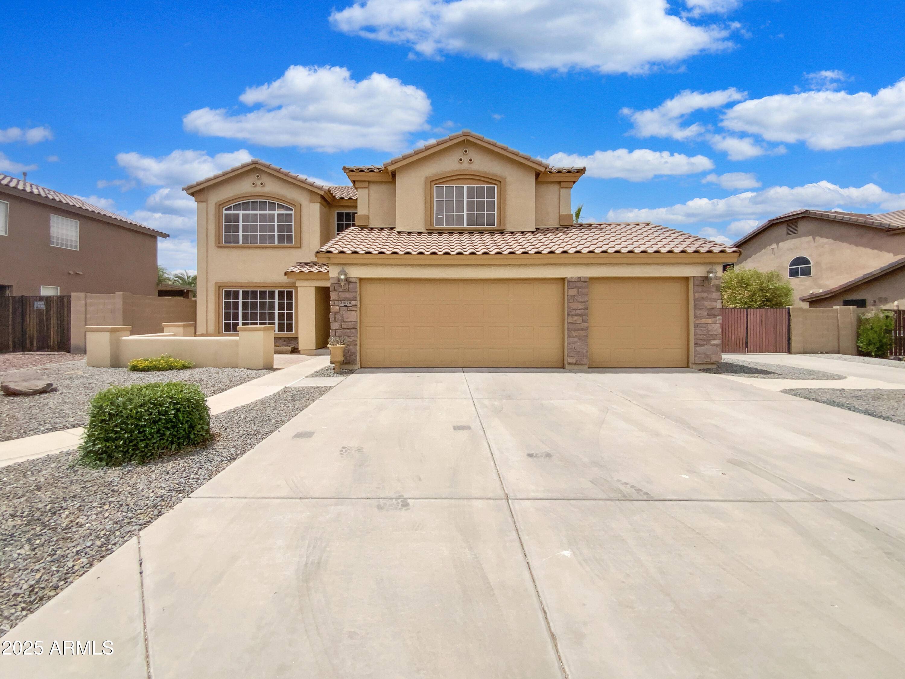 San Tan Valley, AZ 85143,31670 N DESERT WILLOW Road