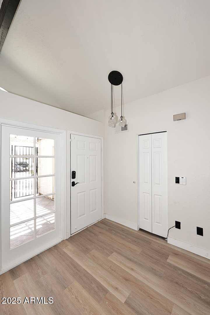 Phoenix, AZ 85032,15801 N 29TH Street N #20