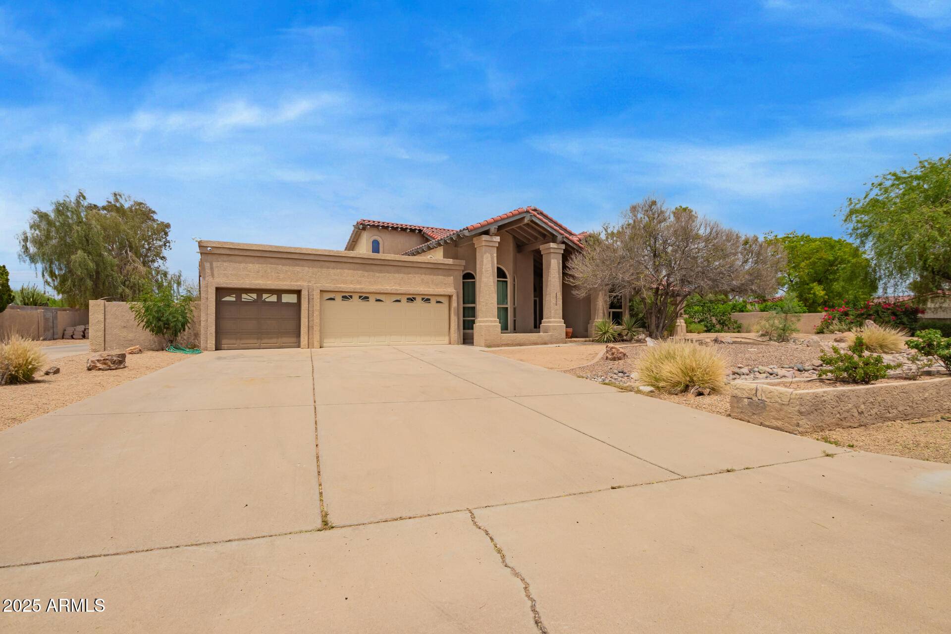 Glendale, AZ 85310,4922 W FALLEN LEAF Lane